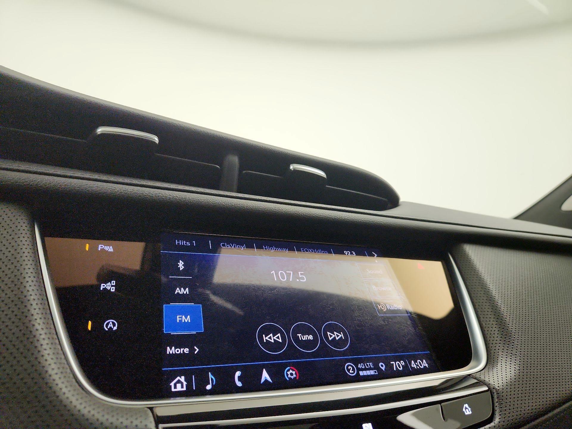 Thumbnail: 2021 Cadillac XT5 - 16