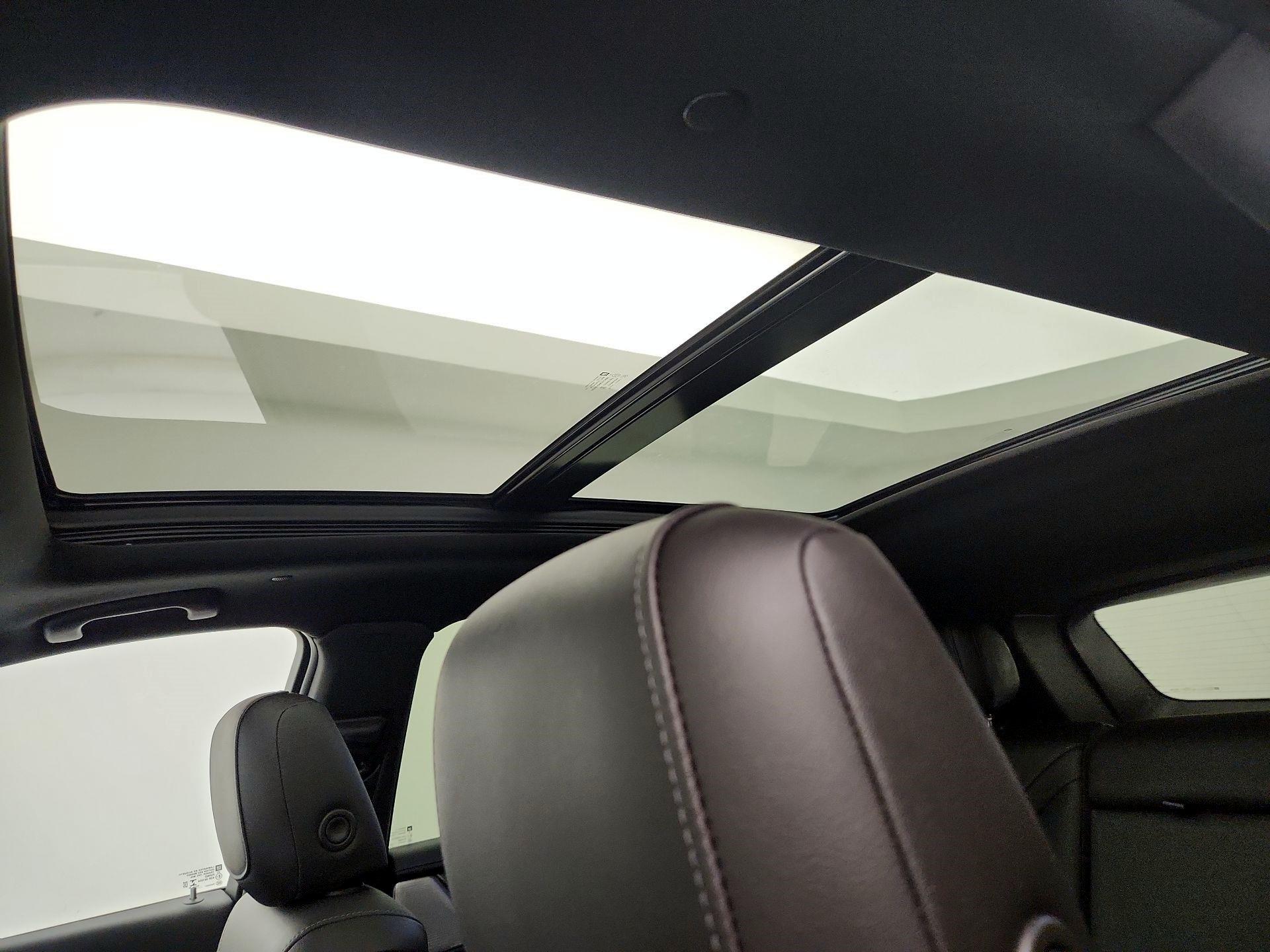 Thumbnail: 2021 Cadillac XT5 - 20