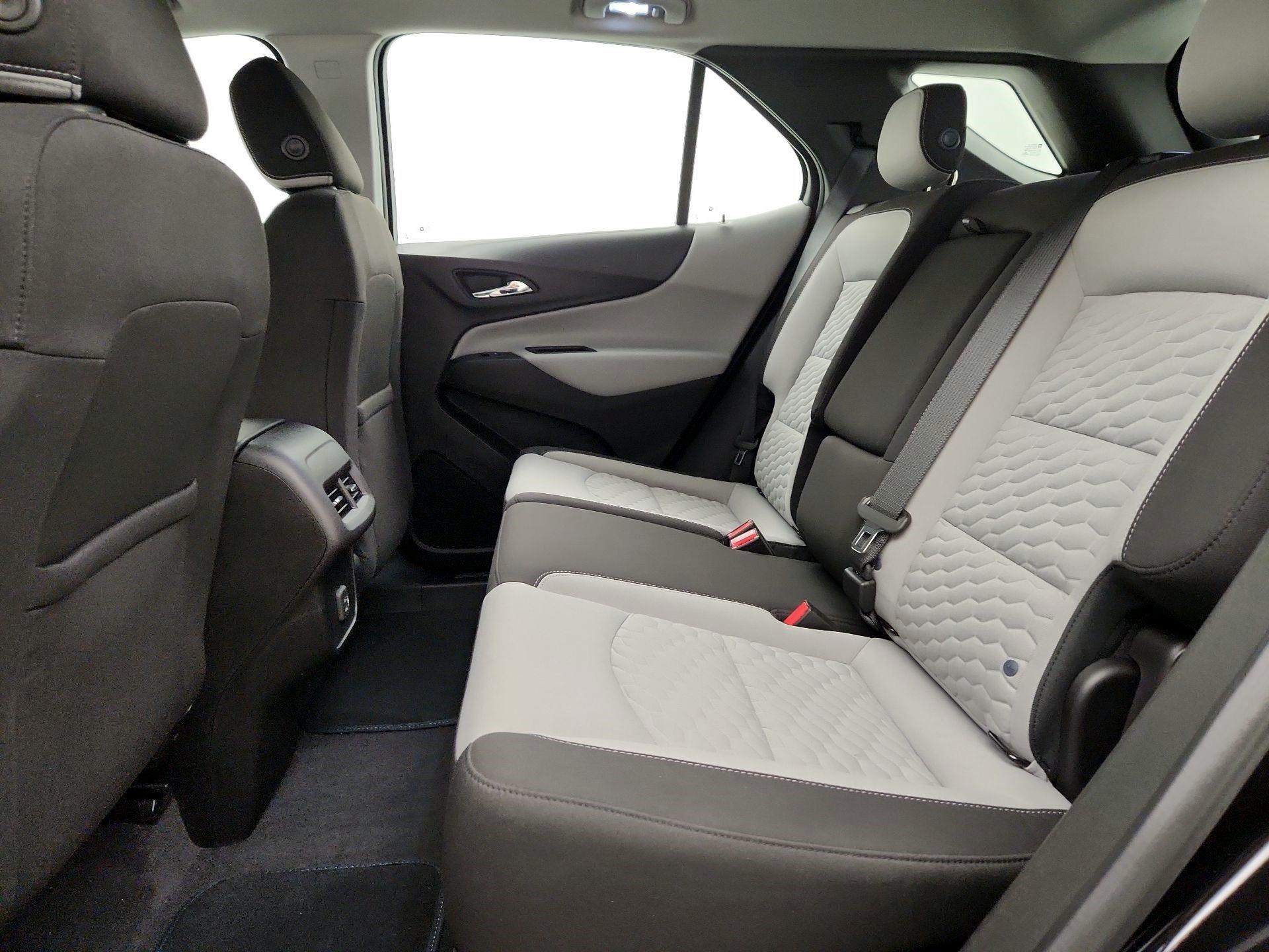 Thumbnail: 2019 Chevrolet Equinox - 19