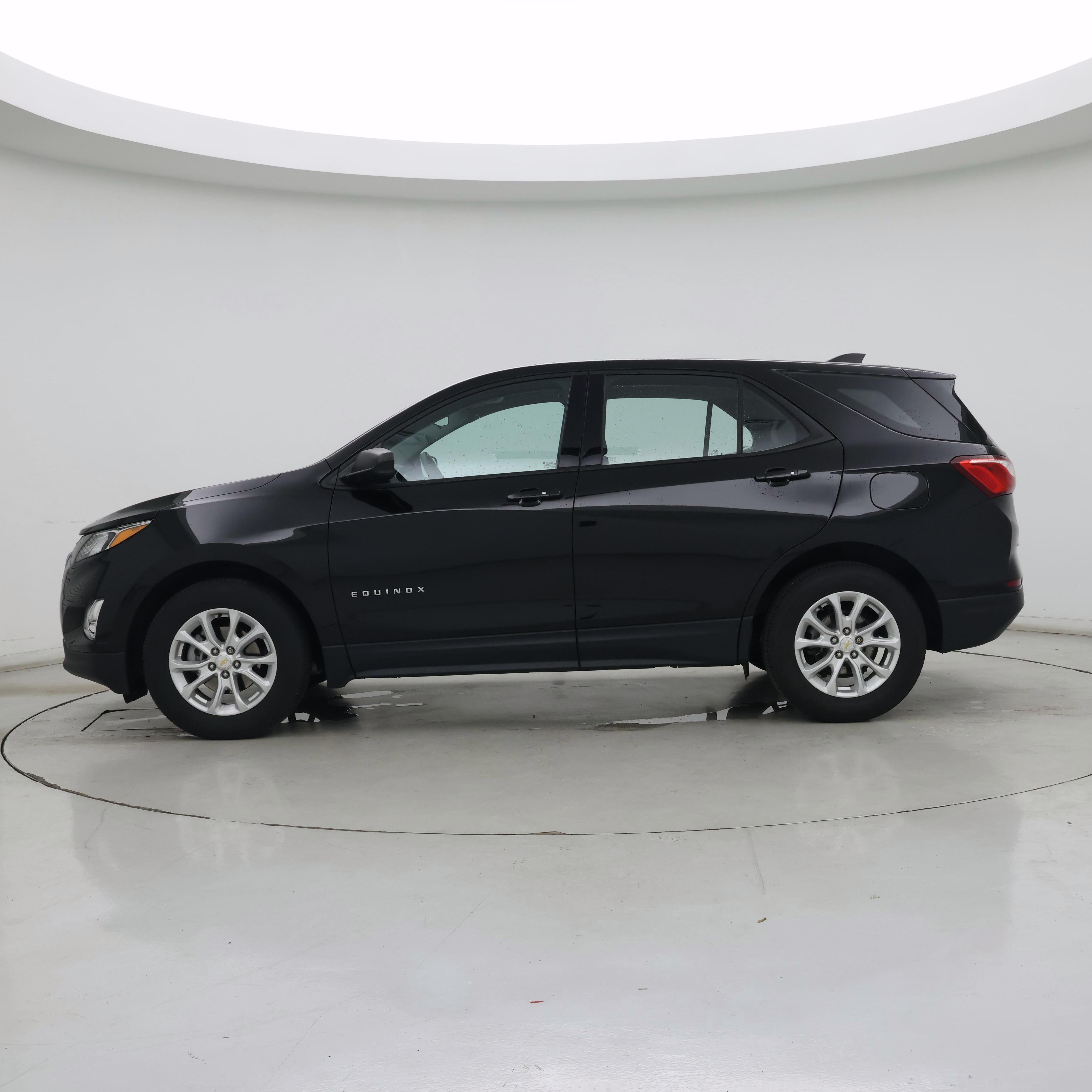 Thumbnail: 2019 Chevrolet Equinox - 3