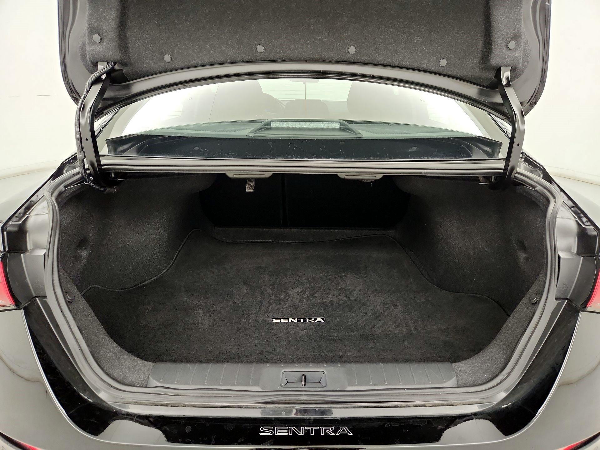Thumbnail: 2024 Nissan Sentra - 20