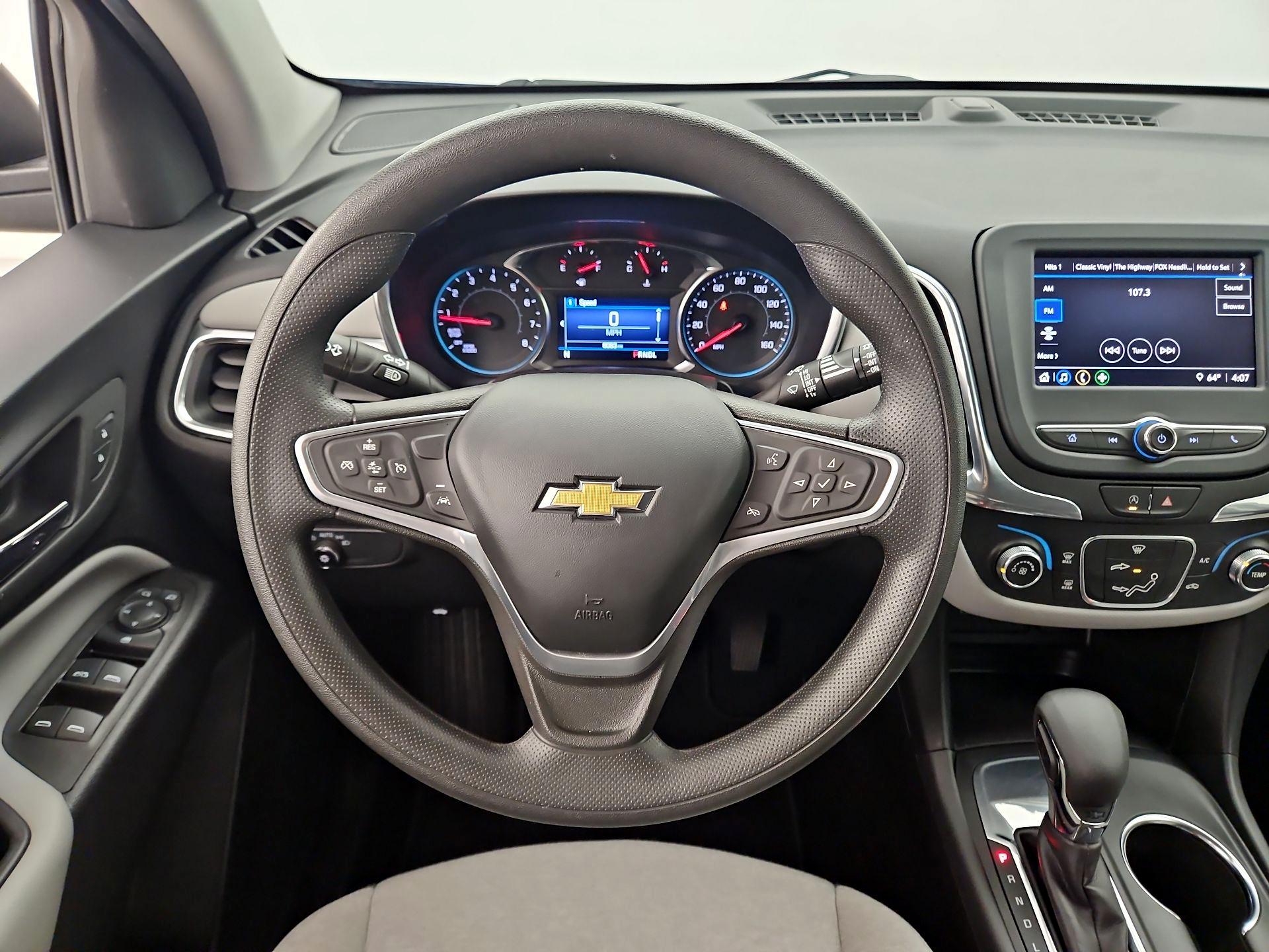 Thumbnail: 2022 Chevrolet Equinox - 10