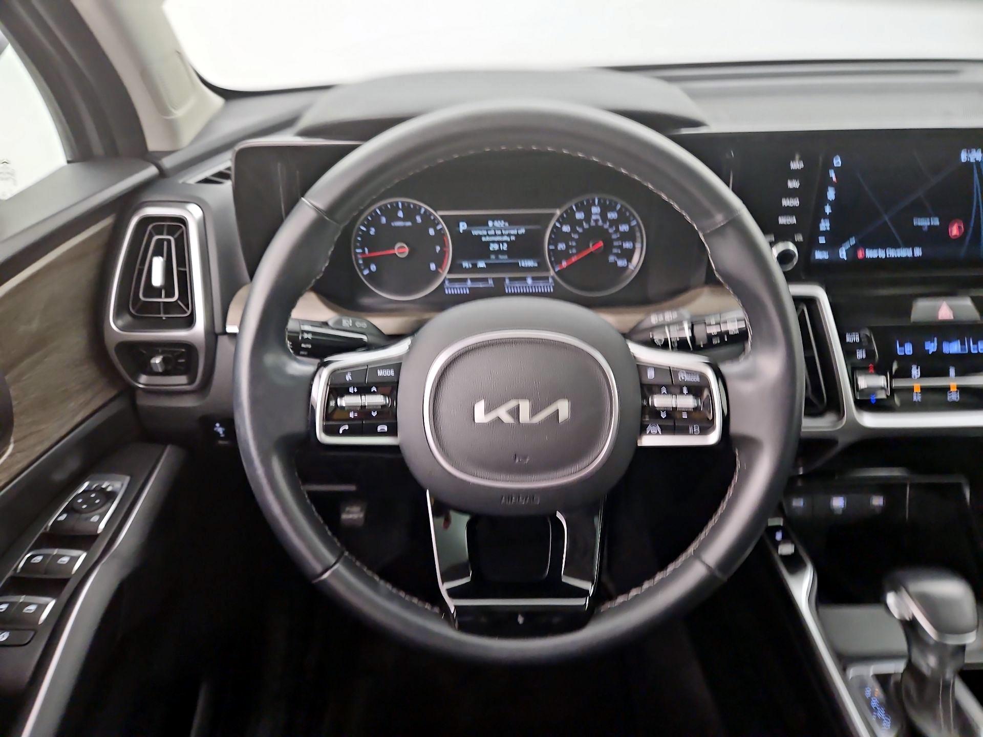 Thumbnail: 2022 Kia Sorento - 10