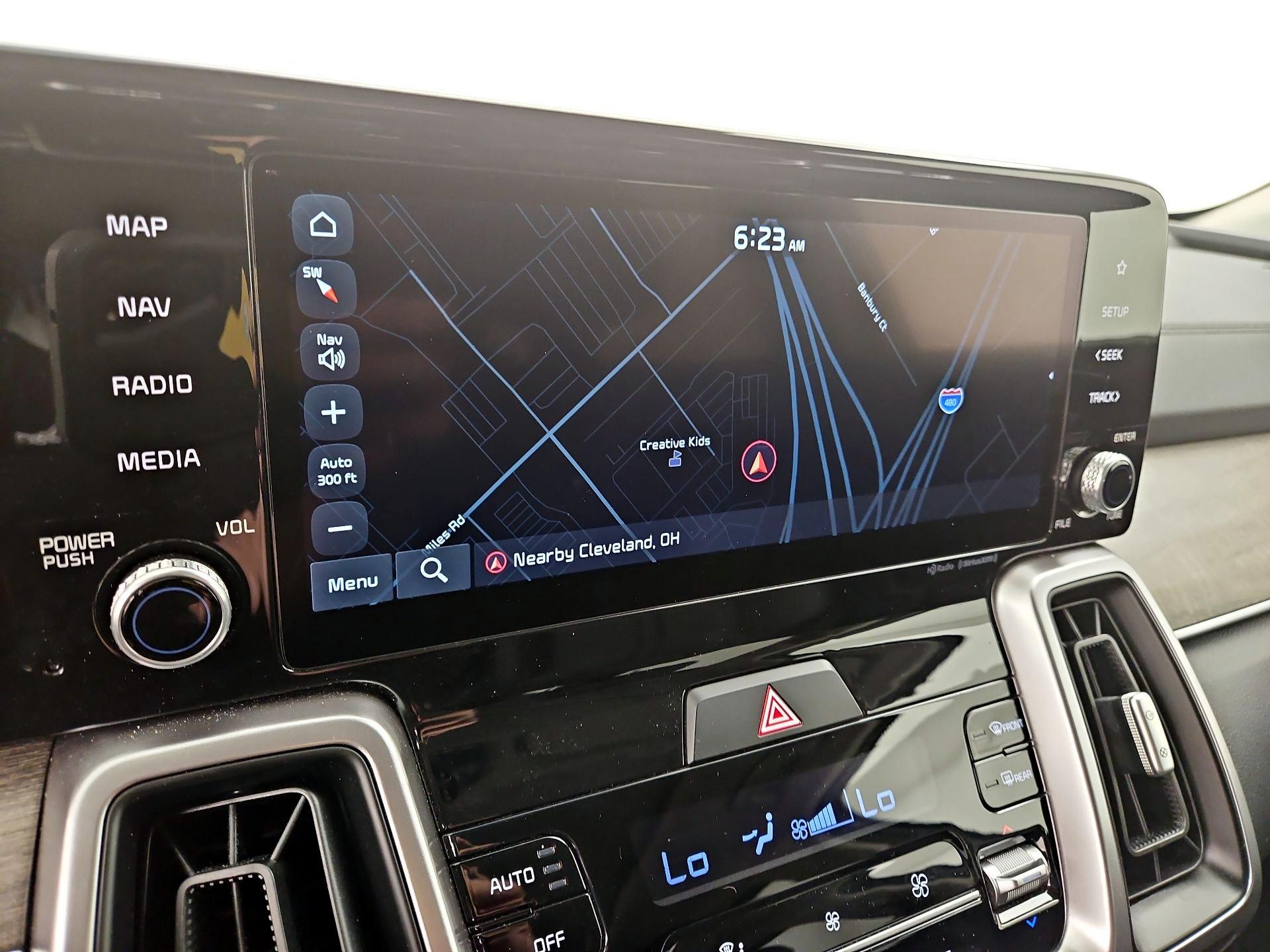 Thumbnail: 2022 Kia Sorento - 14