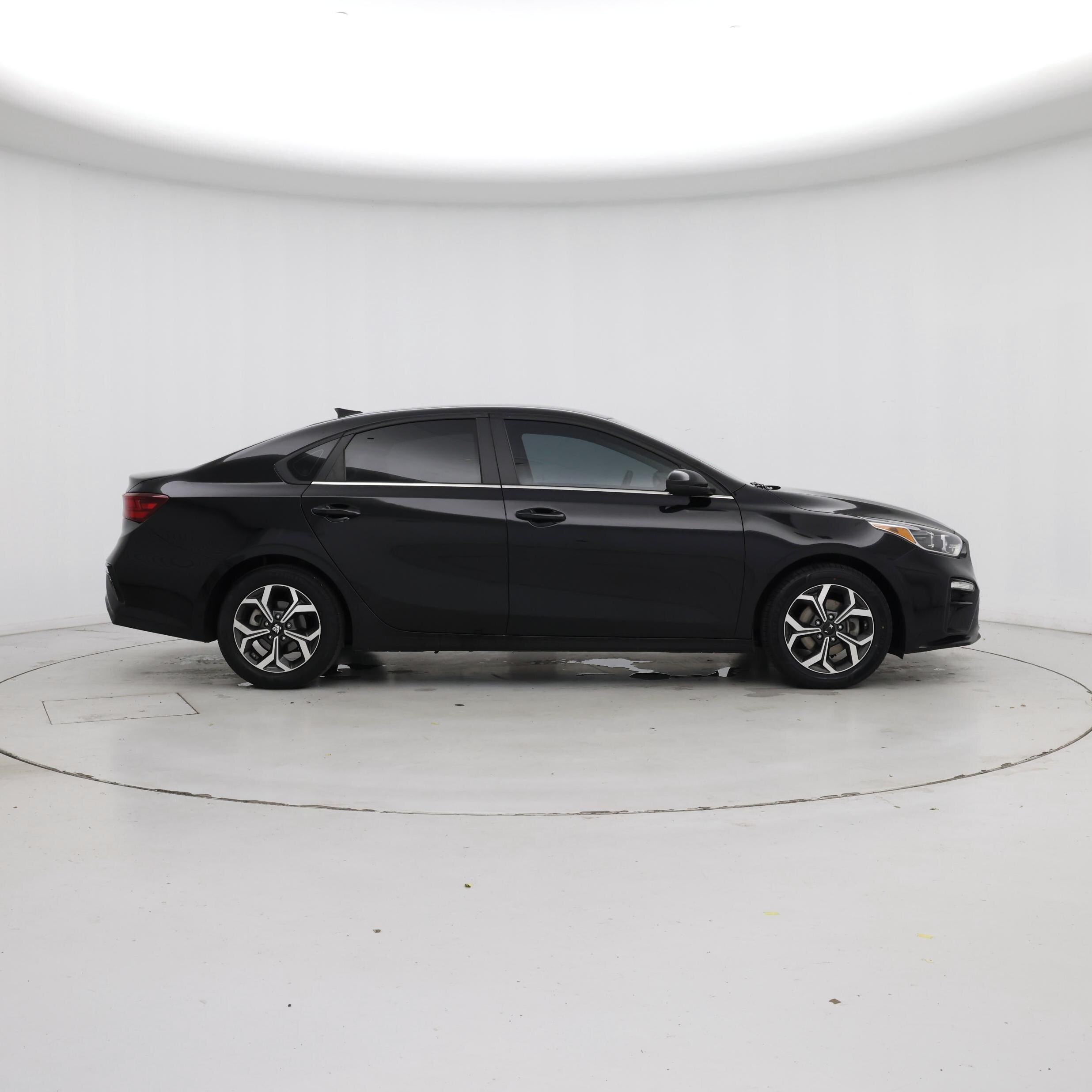 Thumbnail: 2020 Kia Forte - 7
