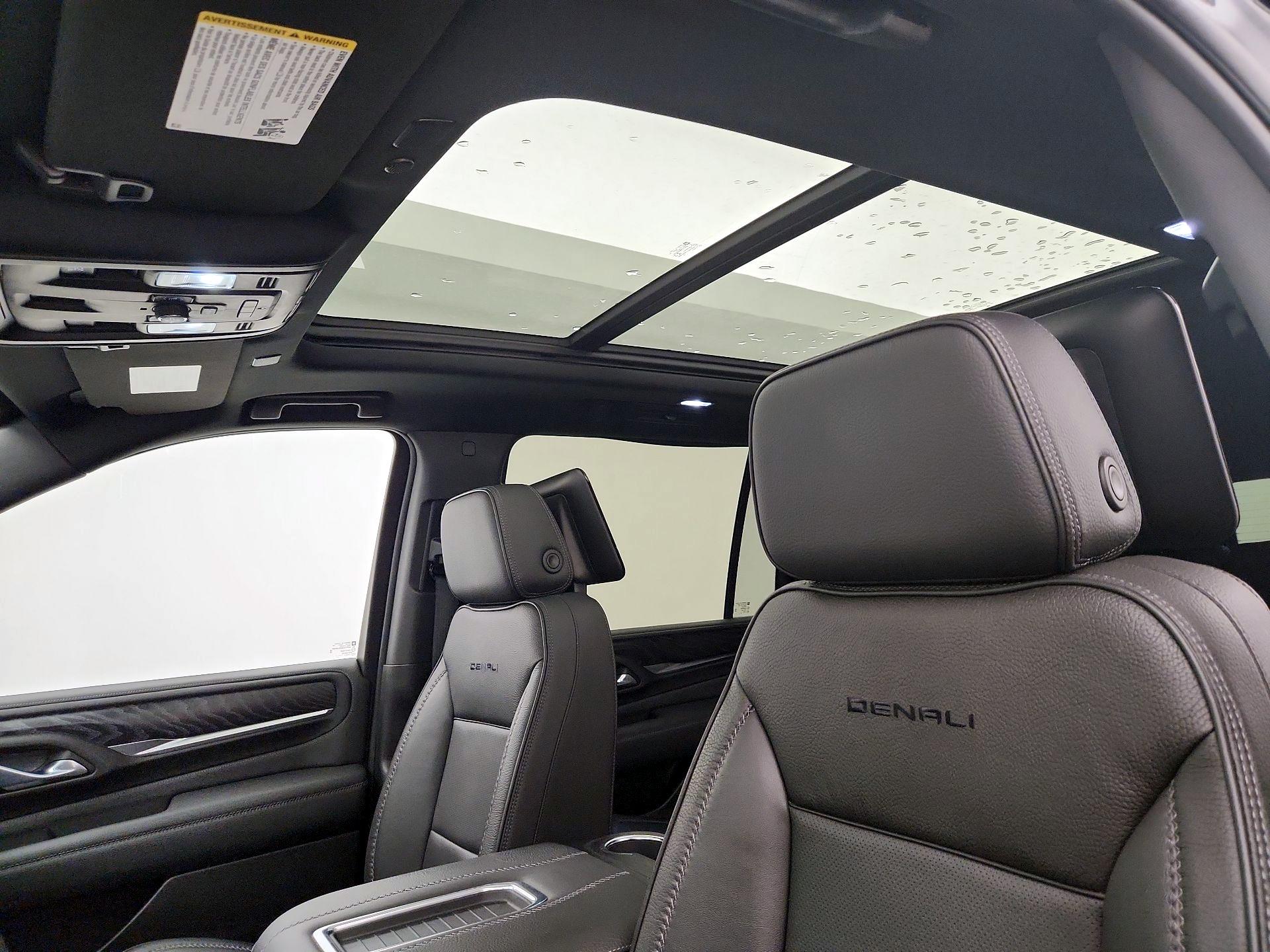 Thumbnail: 2021 GMC Yukon XL - 20