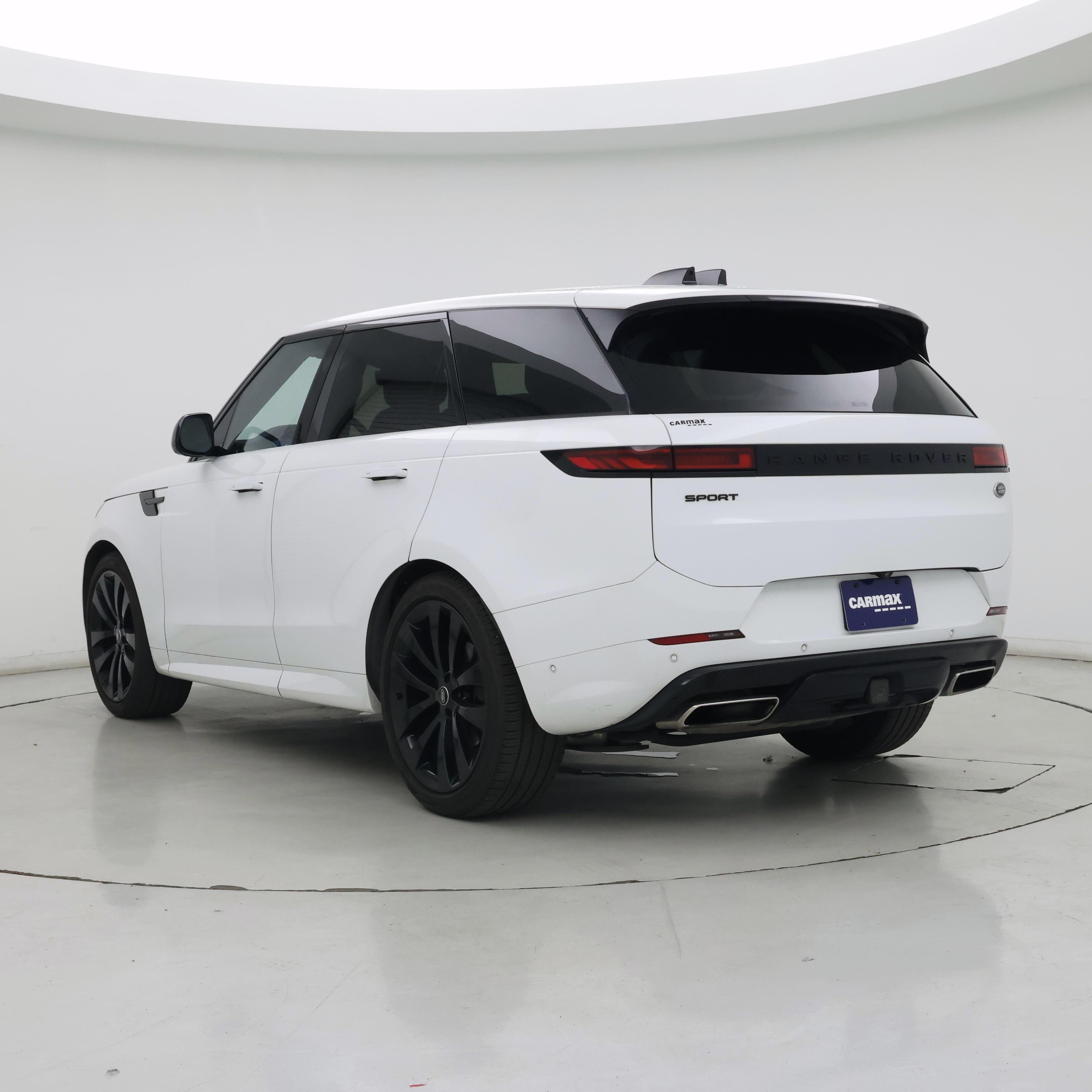 Thumbnail: 2023 Land Rover Range Rover Sport - 2