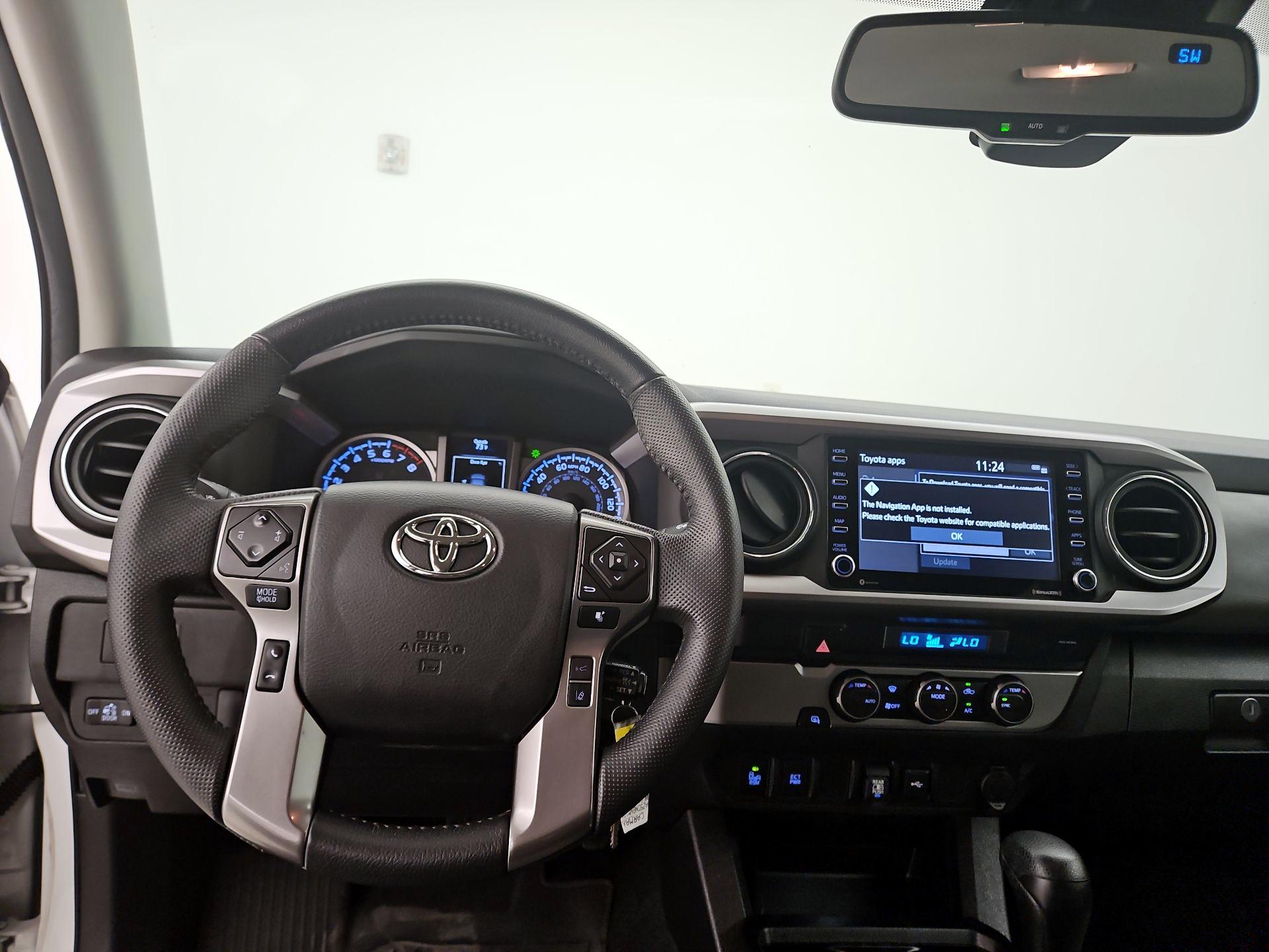 Thumbnail: 2022 Toyota Tacoma - 10