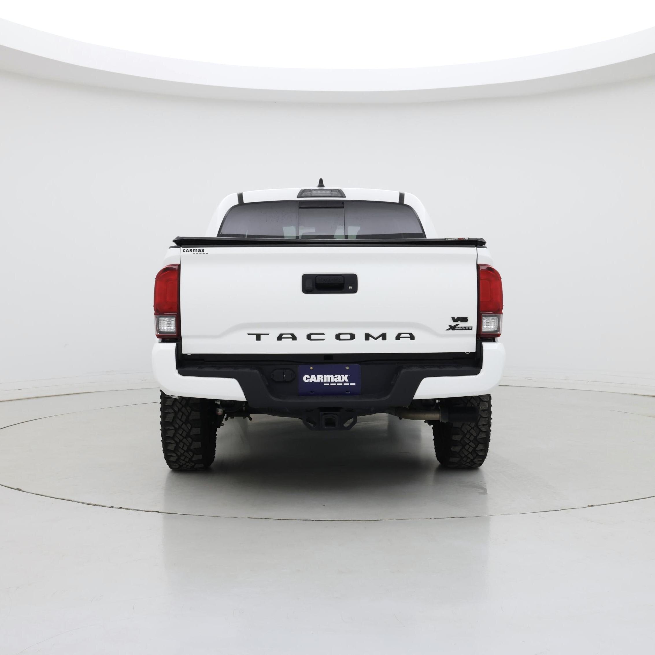 Thumbnail: 2022 Toyota Tacoma - 6
