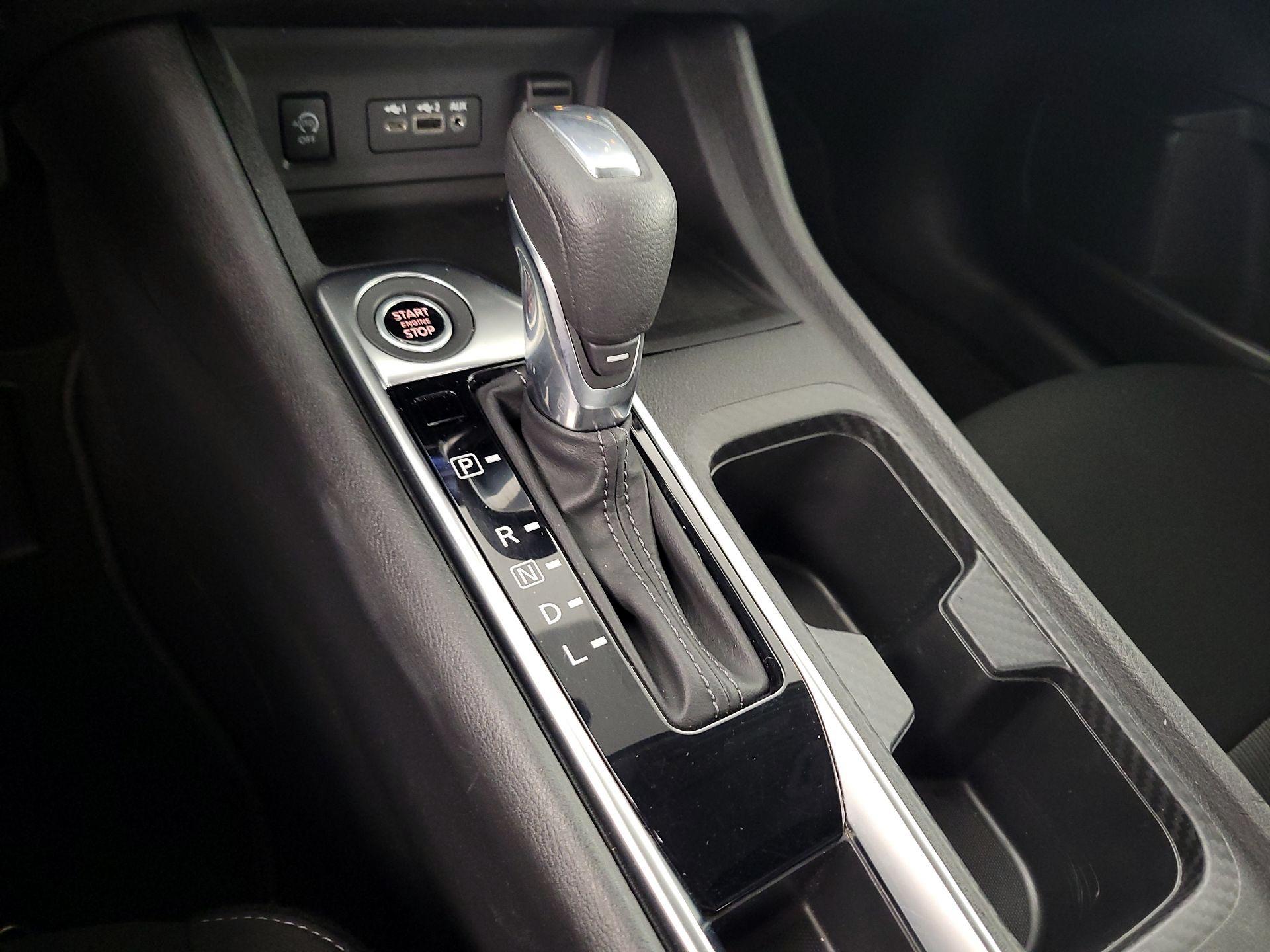 Thumbnail: 2024 Nissan Sentra - 17