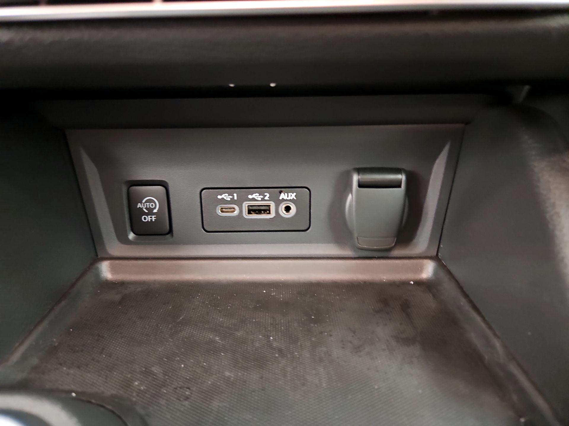 Thumbnail: 2024 Nissan Sentra - 18