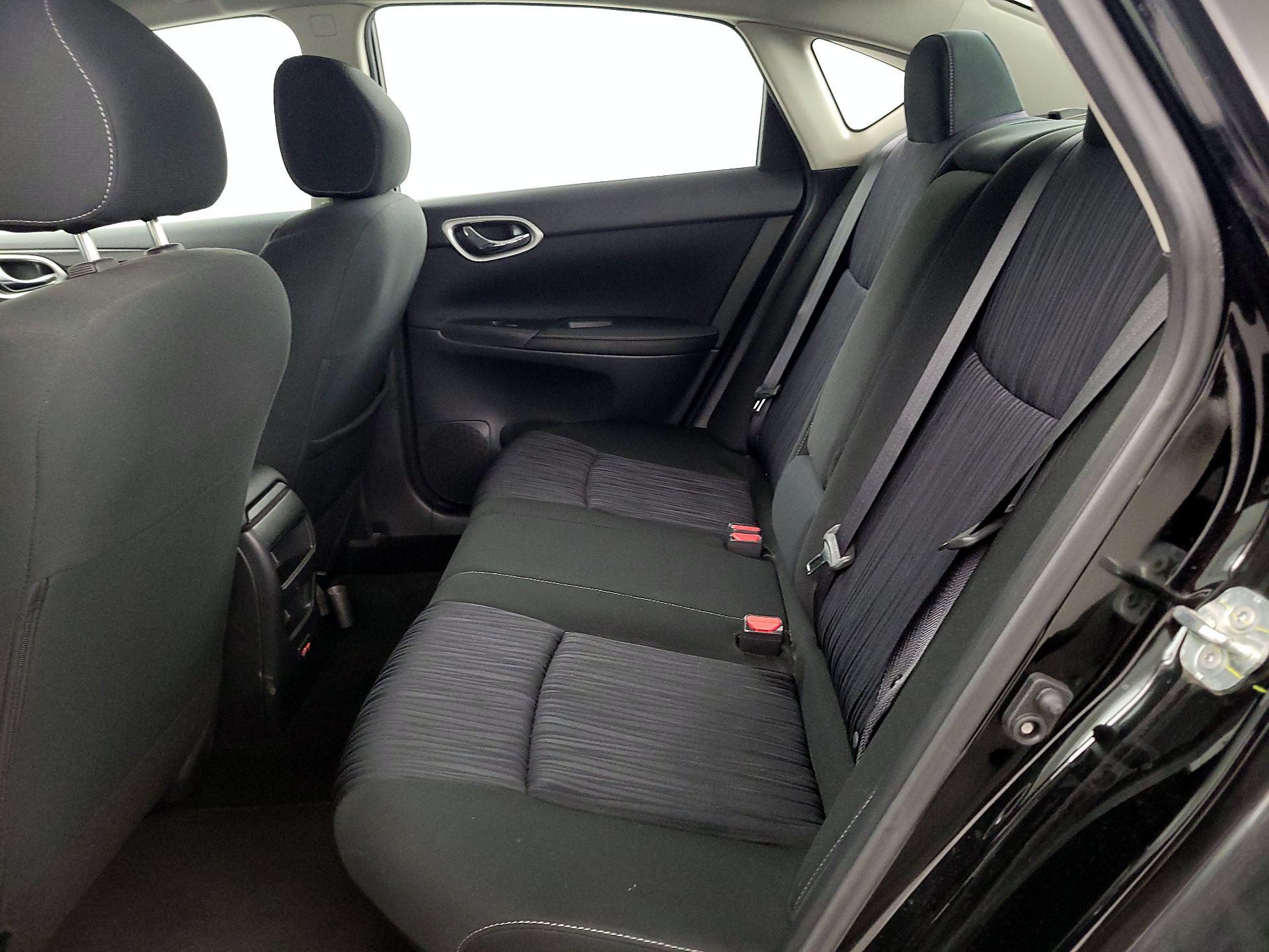 Thumbnail: 2019 Nissan Sentra - 19