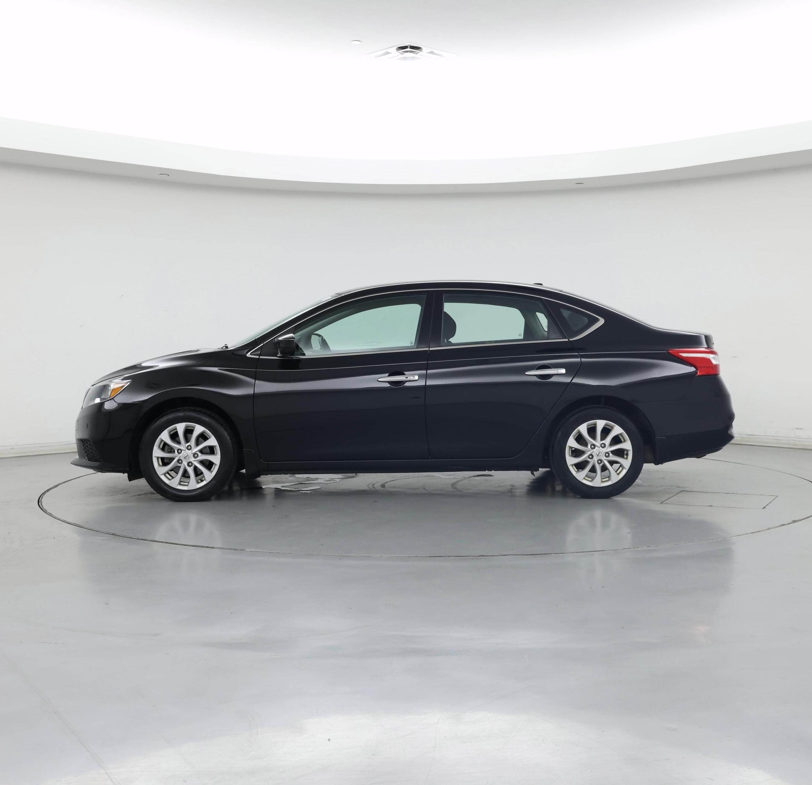 Thumbnail: 2019 Nissan Sentra - 3