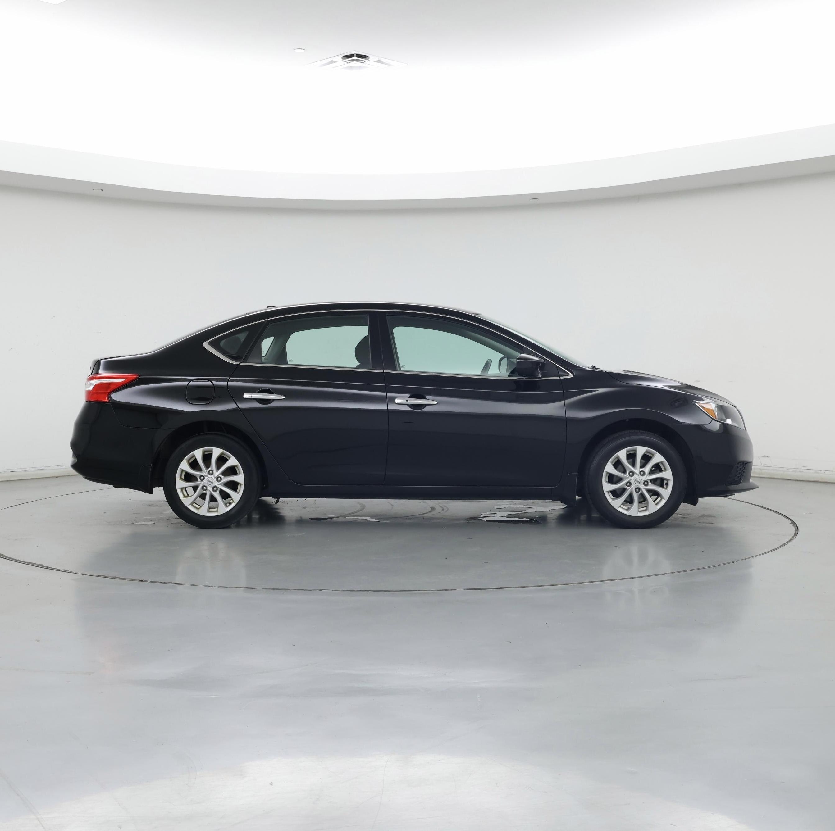 Thumbnail: 2019 Nissan Sentra - 7