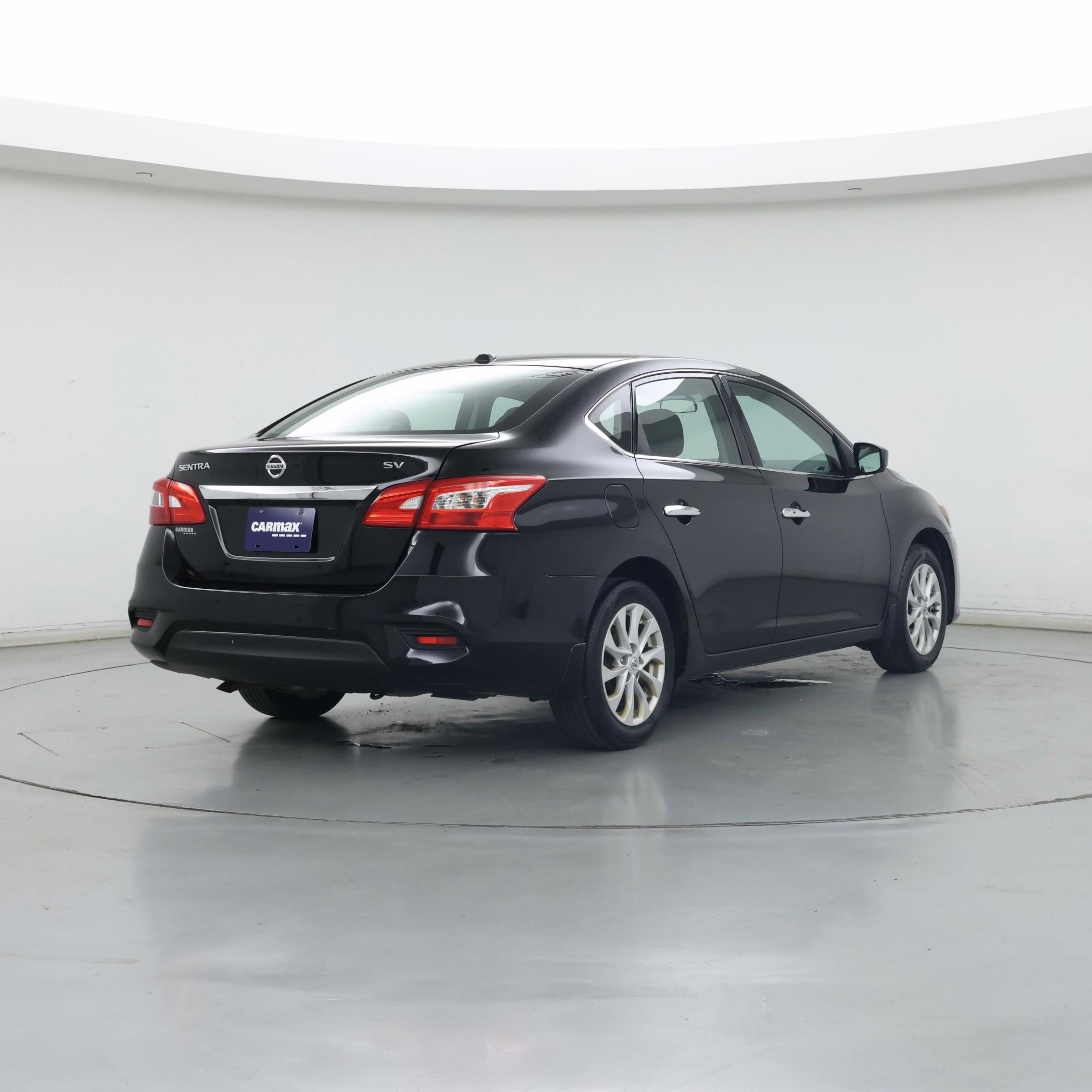 Thumbnail: 2019 Nissan Sentra - 8