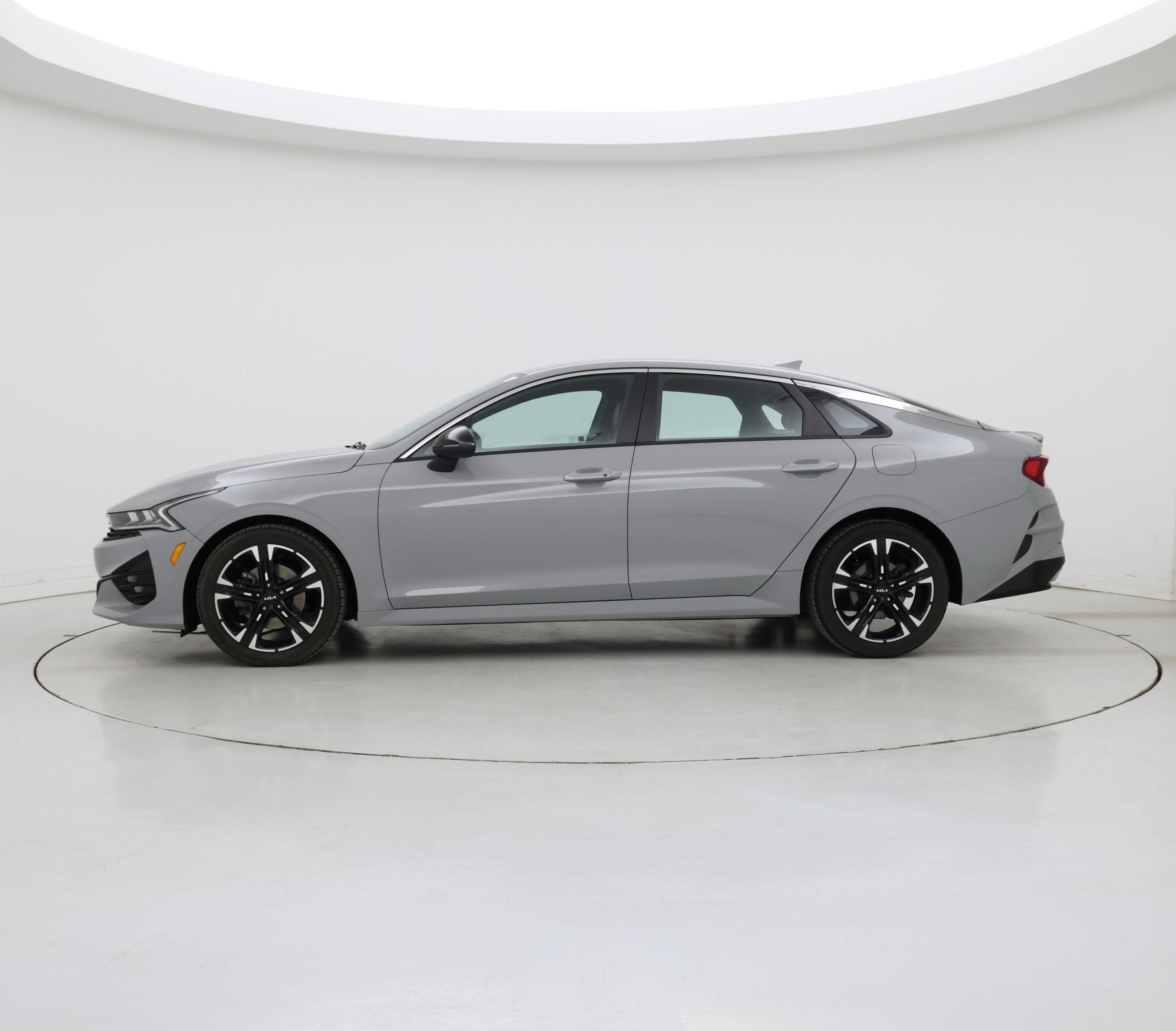 Thumbnail: 2023 Kia K5 - 3