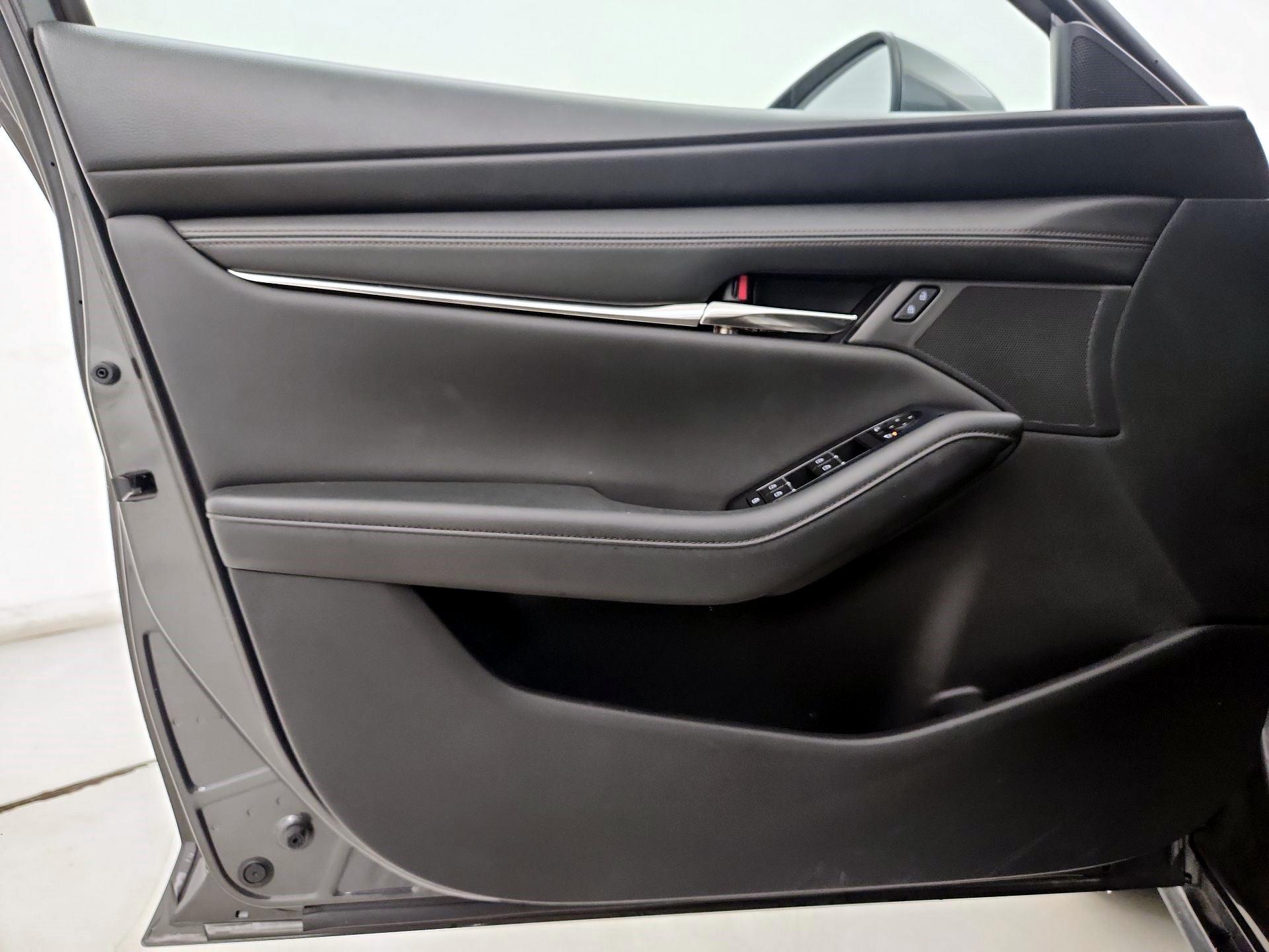 Thumbnail: 2019 Mazda Mazda3 - 10