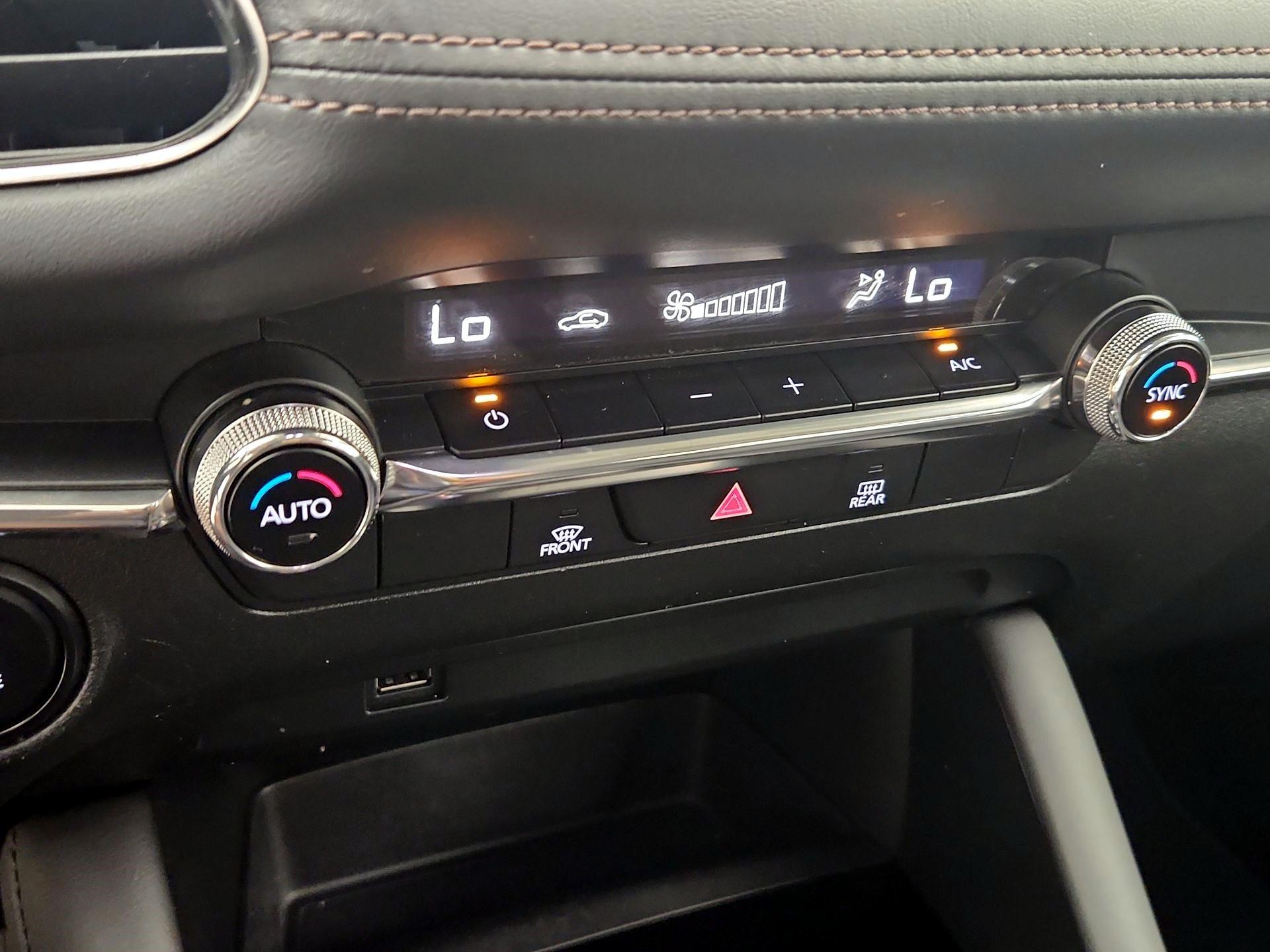 Thumbnail: 2019 Mazda Mazda3 - 14