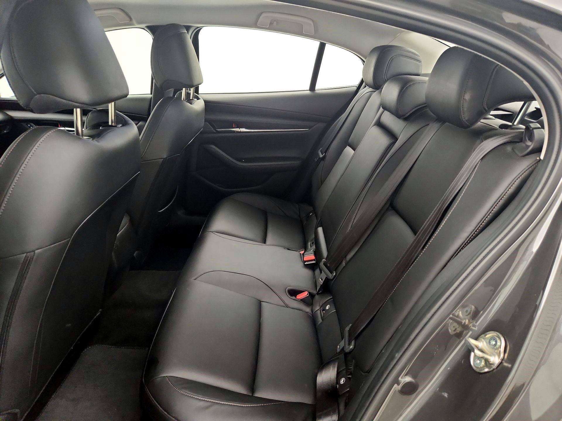 Thumbnail: 2019 Mazda Mazda3 - 17