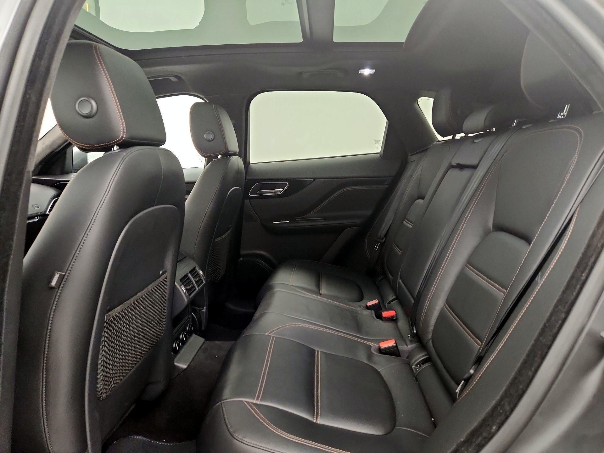 Thumbnail: 2019 Jaguar F-Pace - 20