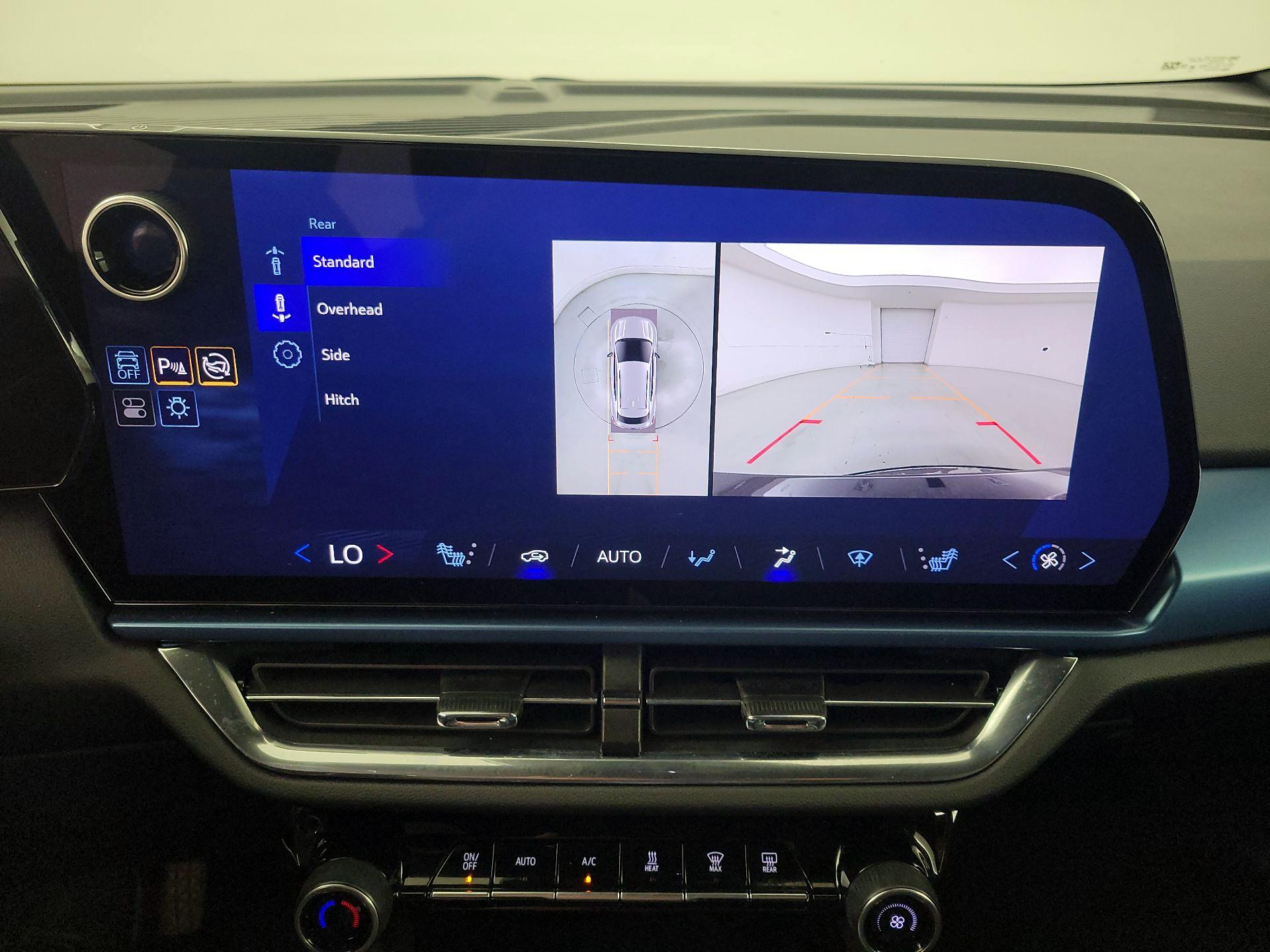 Thumbnail: 2024 Chevrolet Equinox - 14
