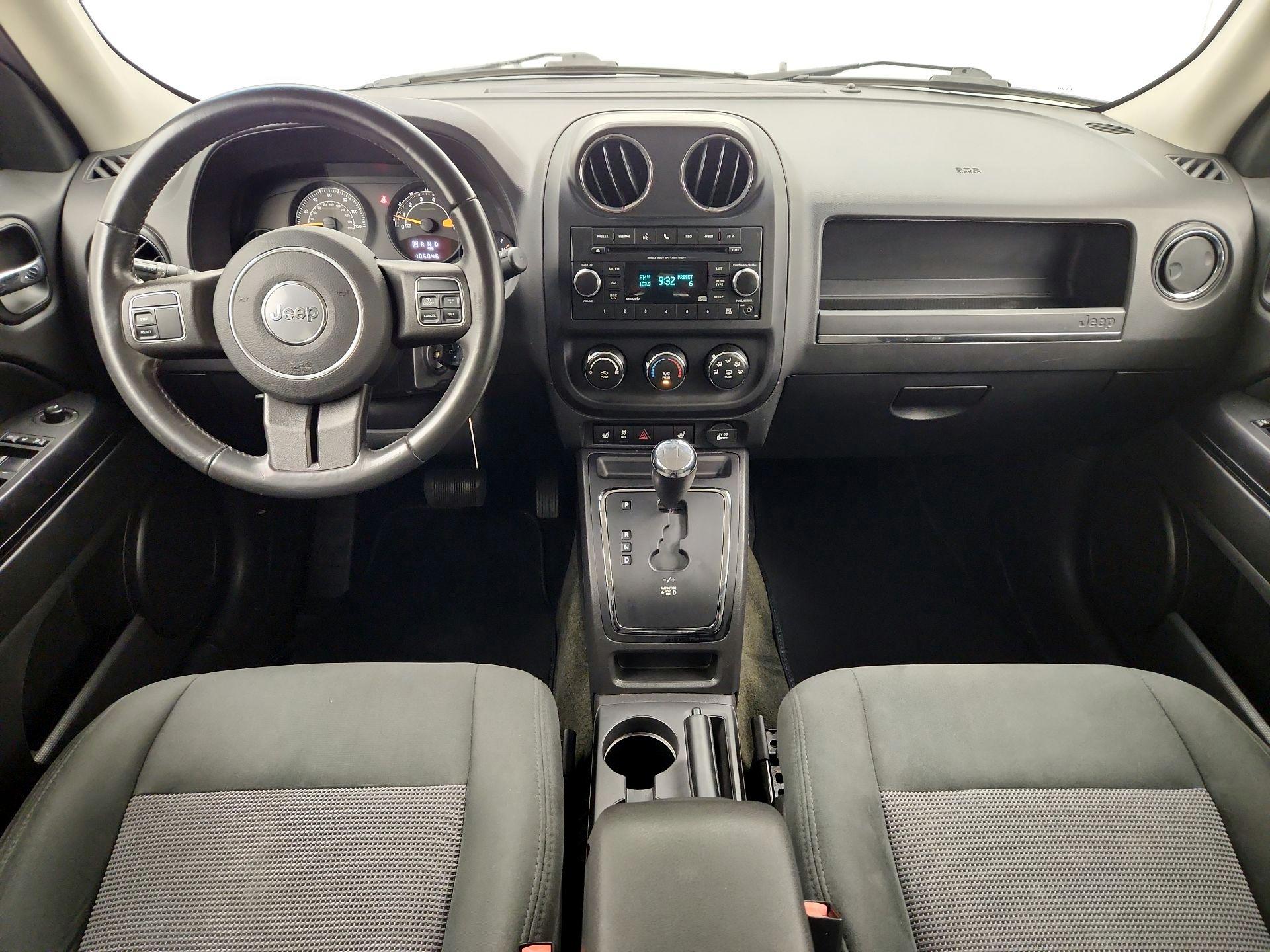 Thumbnail: 2016 Jeep Patriot - 9