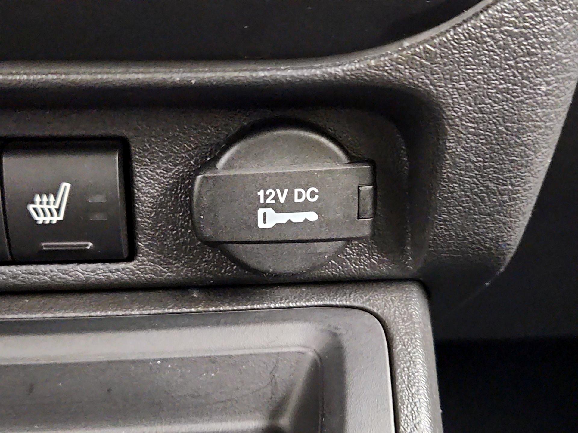 Thumbnail: 2016 Jeep Patriot - 16