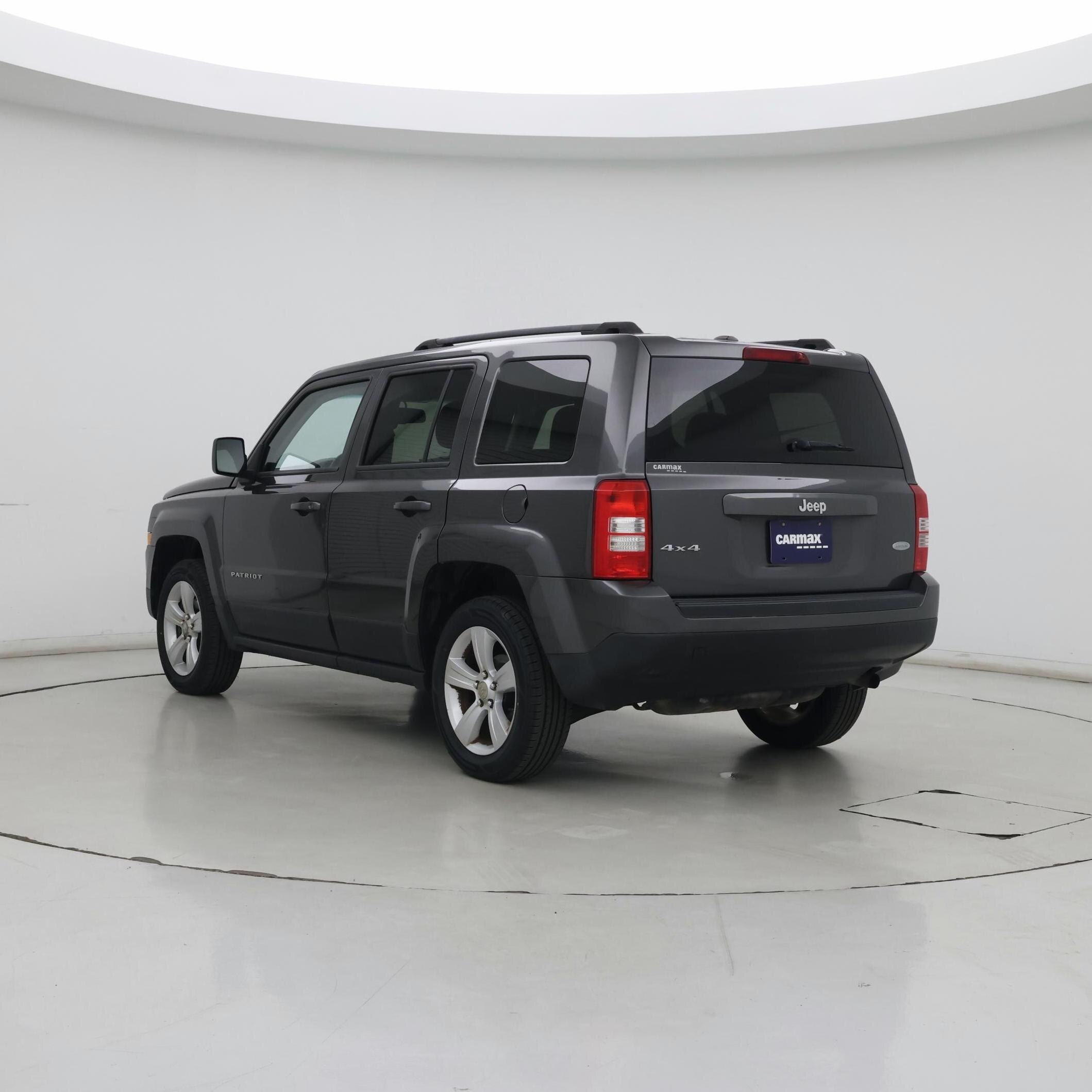 Thumbnail: 2016 Jeep Patriot - 2