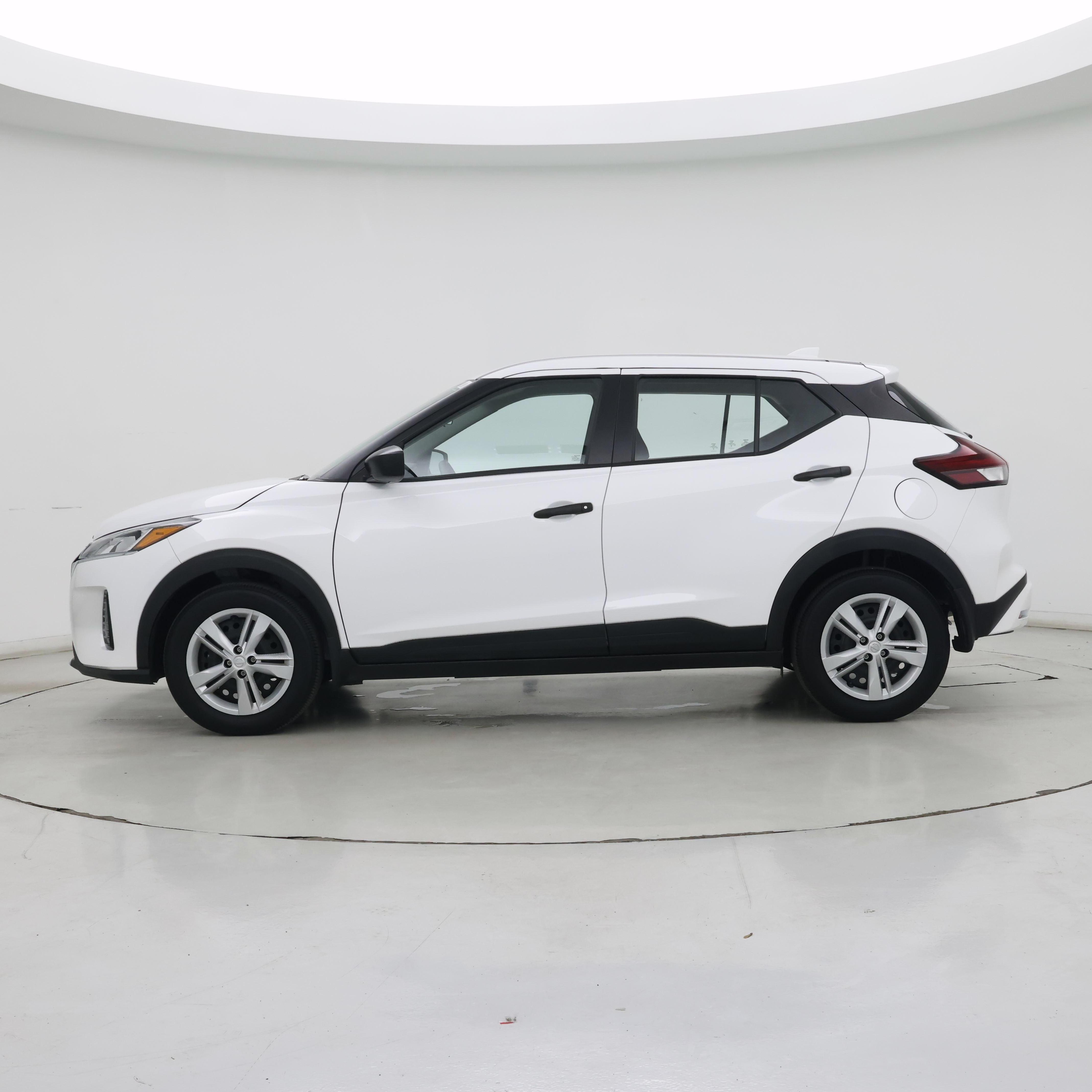 Thumbnail: 2024 Nissan Kicks - 3