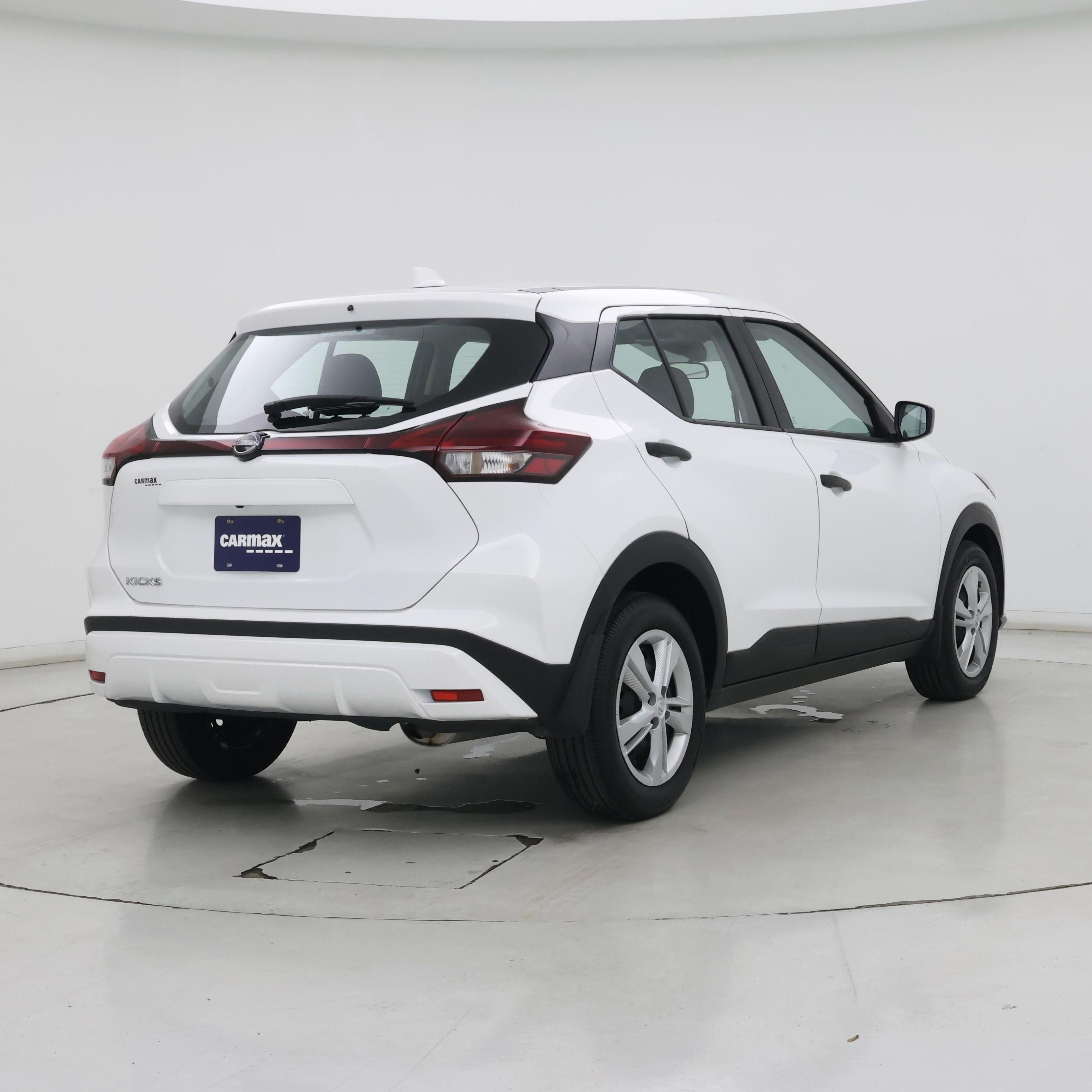 Thumbnail: 2024 Nissan Kicks - 8