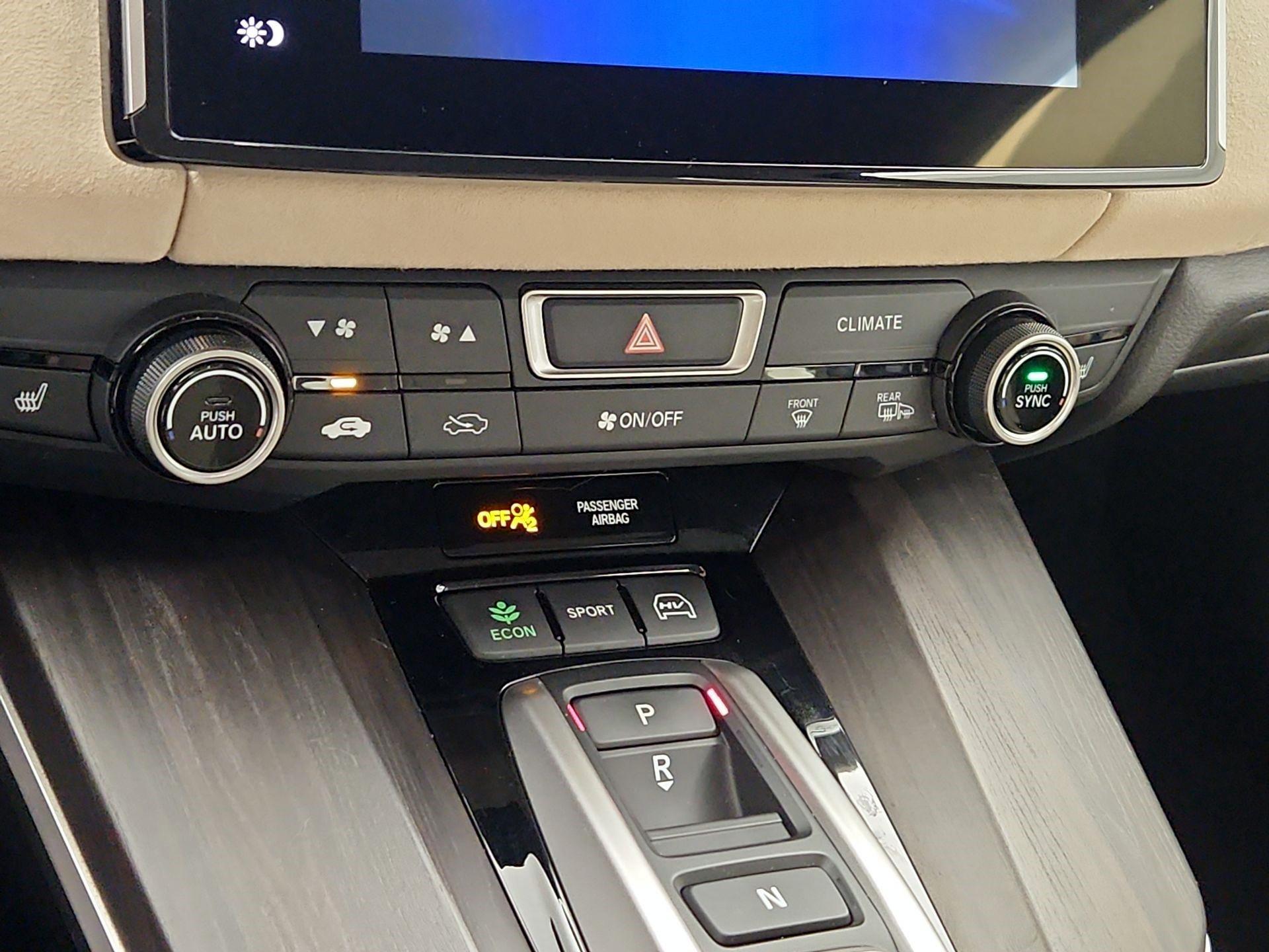 Thumbnail: 2018 Honda Clarity - 17