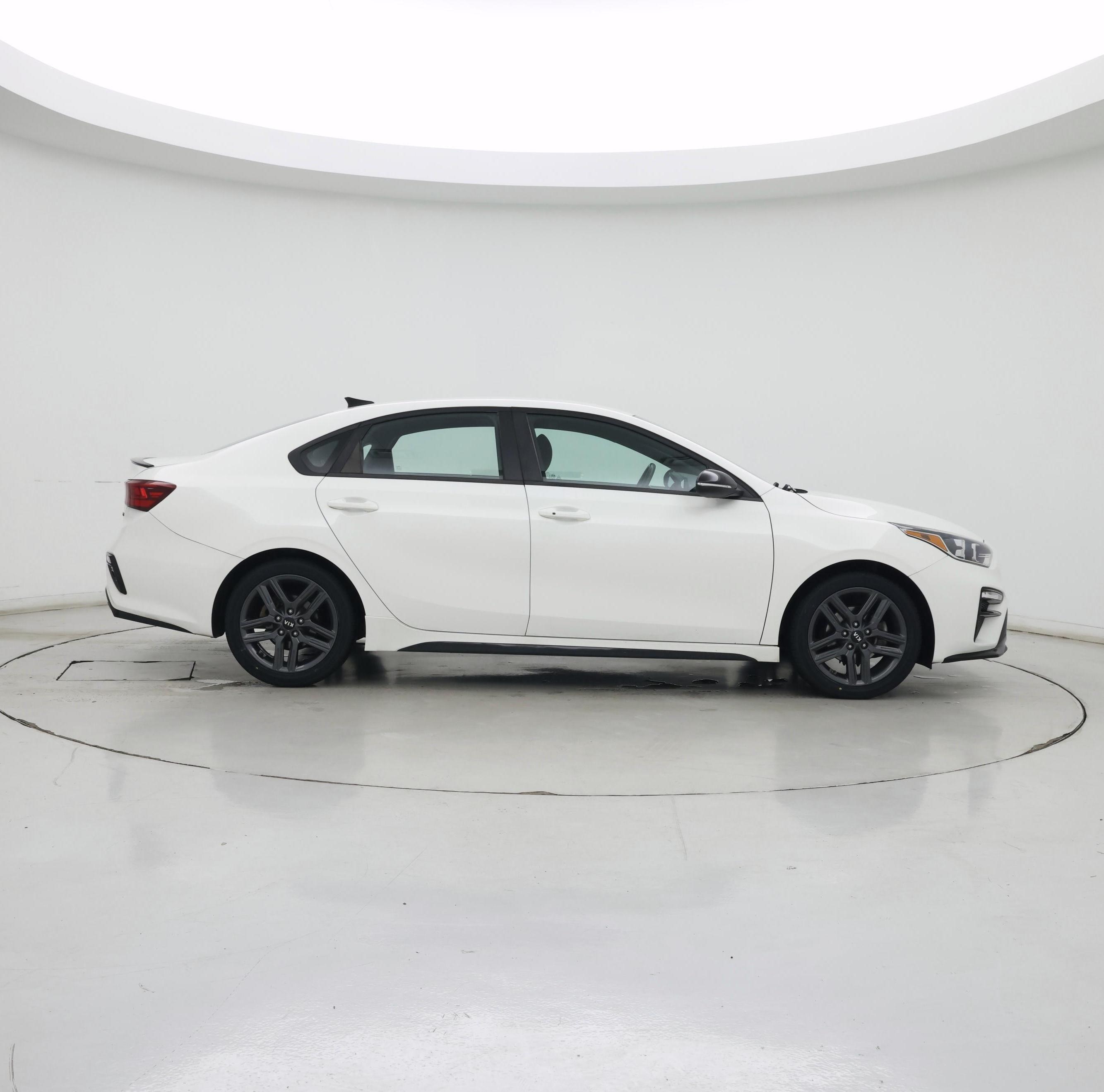 Thumbnail: 2020 Kia Forte - 7