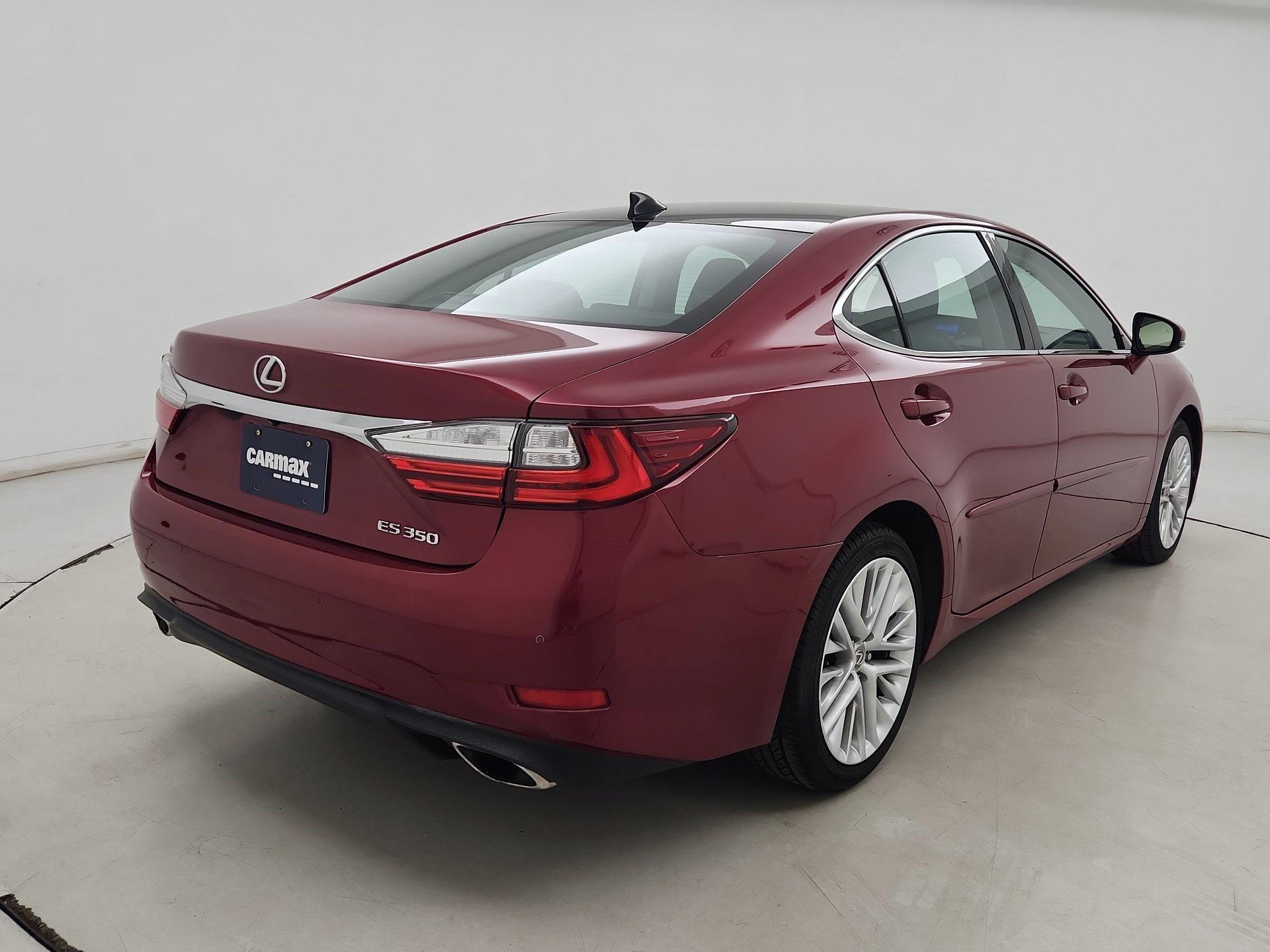 Thumbnail: 2018 Lexus ES - 5