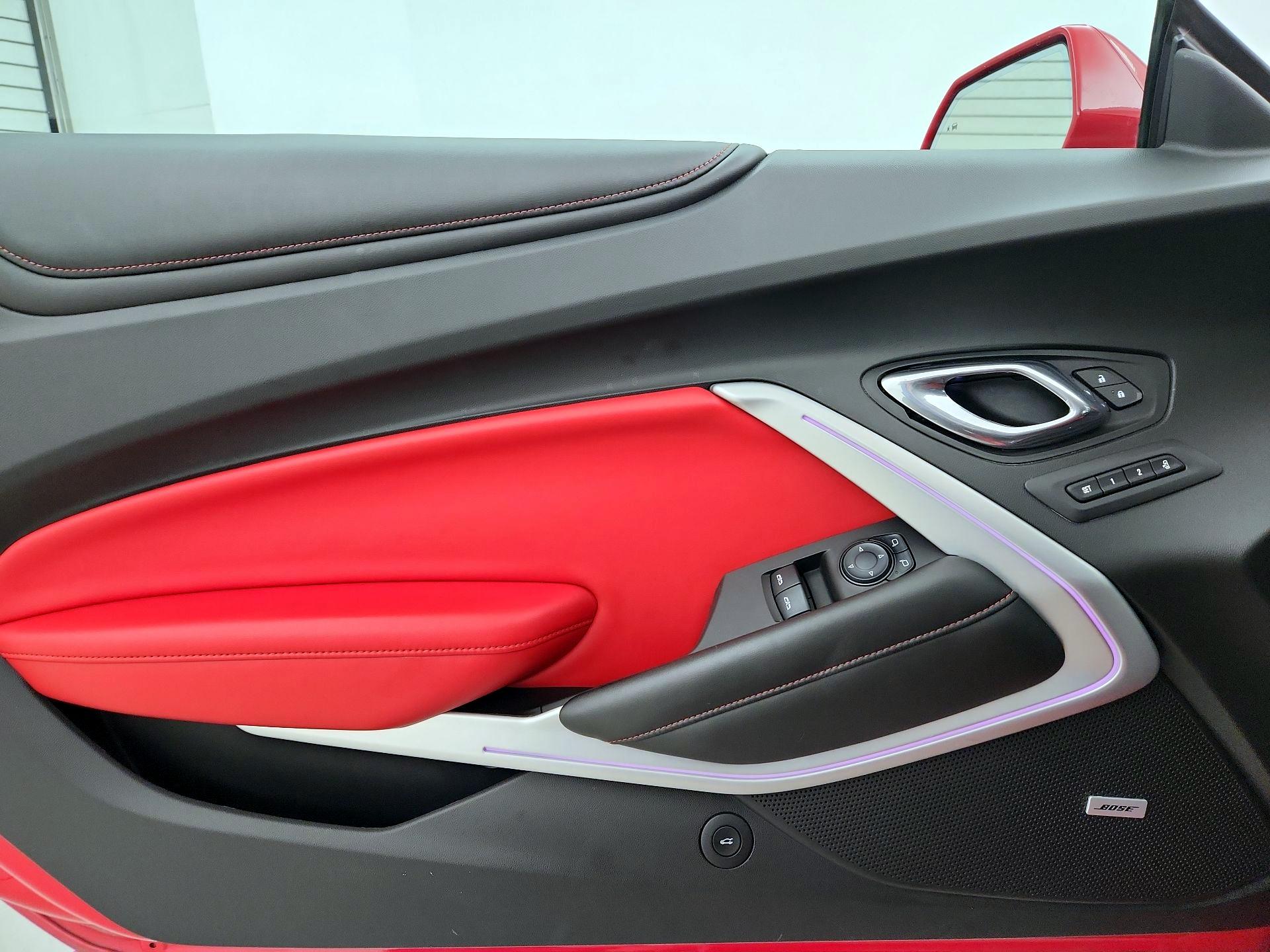 Thumbnail: 2017 Chevrolet Camaro - 12