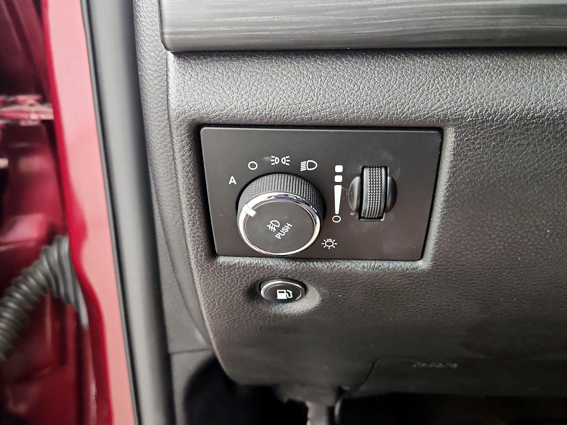 Thumbnail: 2019 Jeep Grand Cherokee - 13