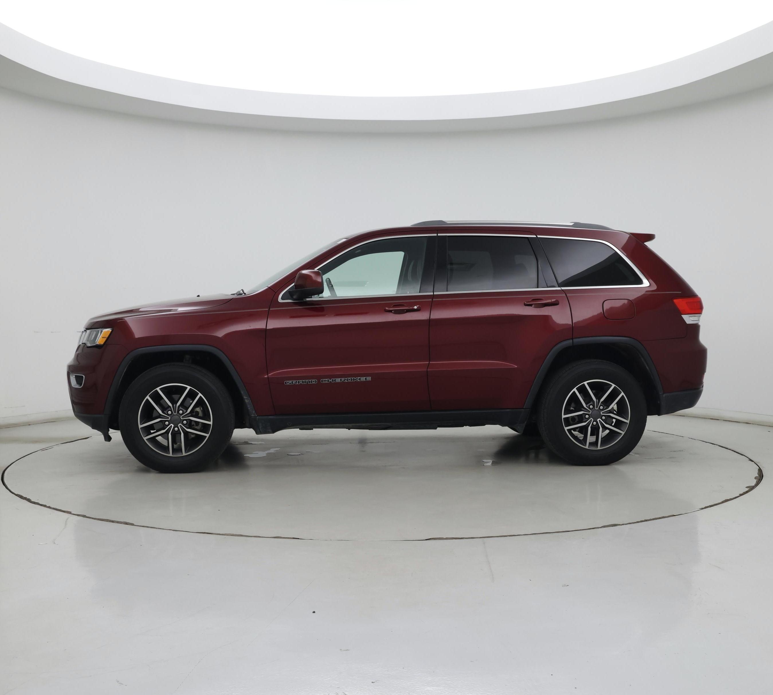 Thumbnail: 2019 Jeep Grand Cherokee - 3