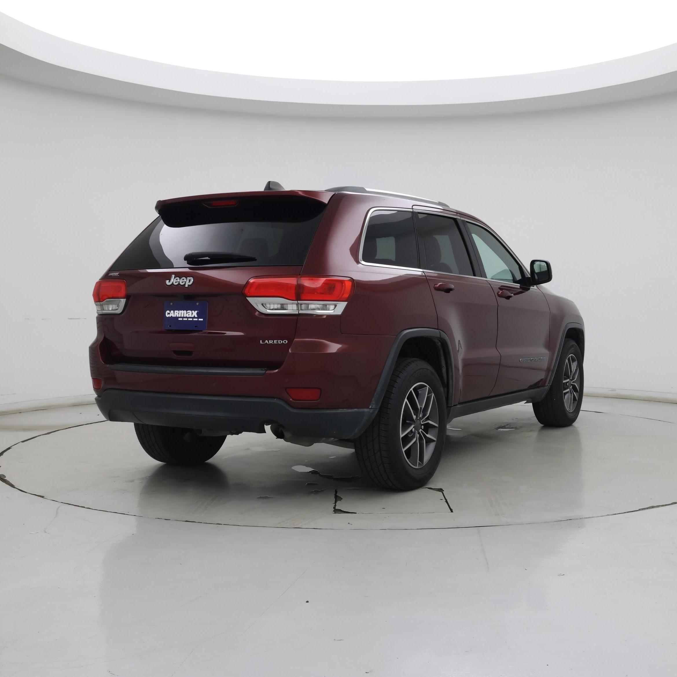 Thumbnail: 2019 Jeep Grand Cherokee - 8