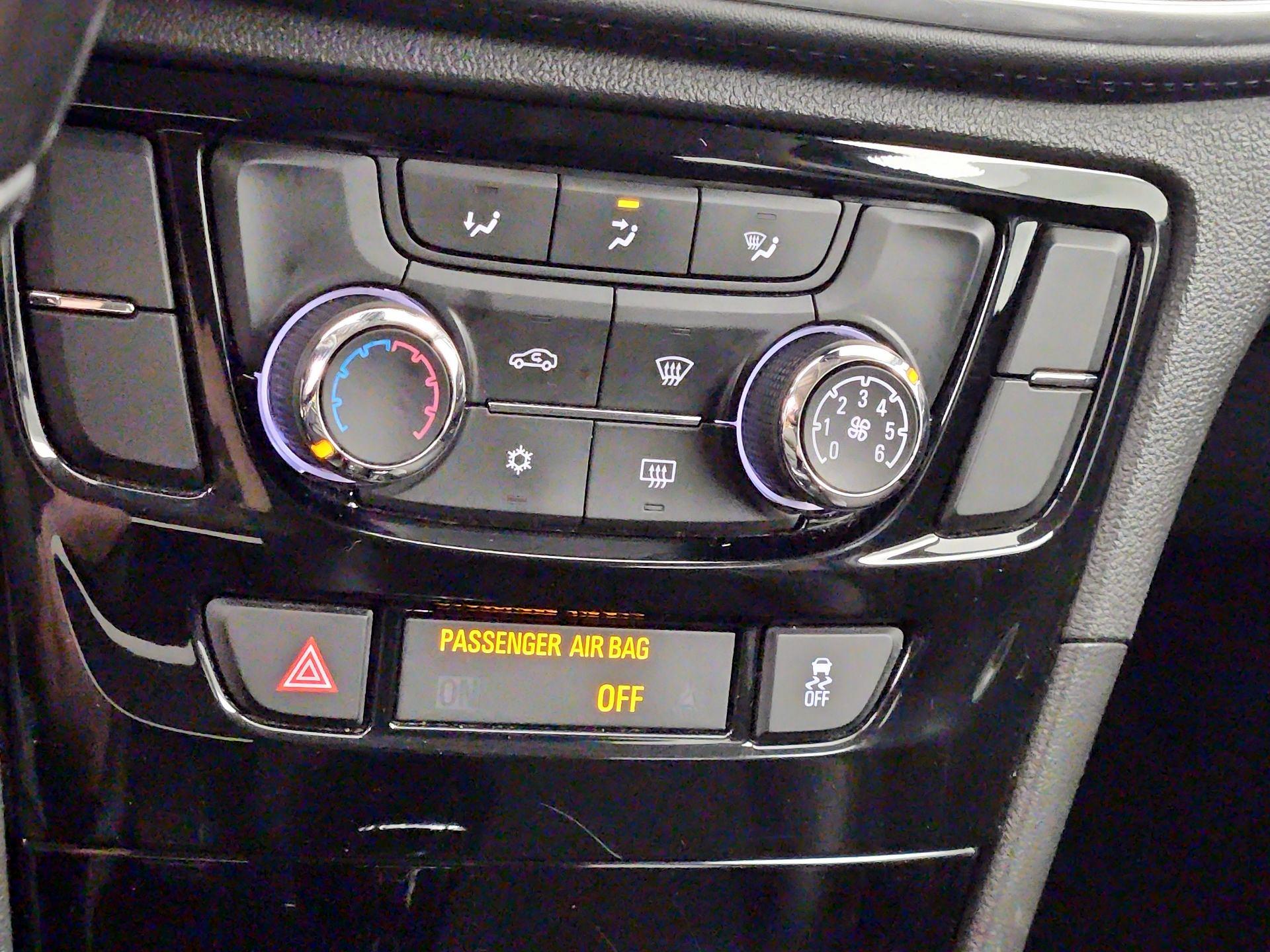 Thumbnail: 2019 Buick Encore - 17
