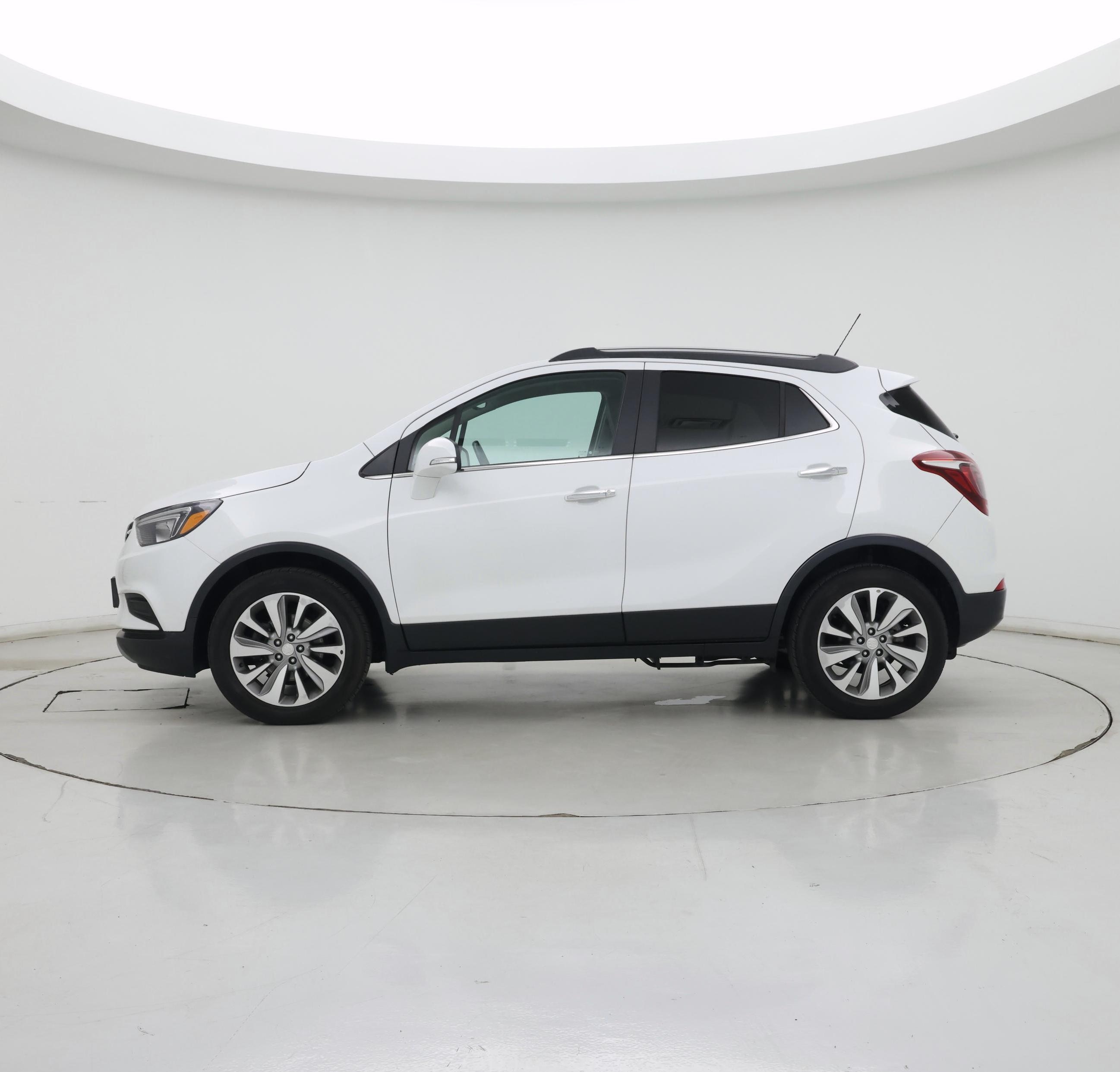 Thumbnail: 2019 Buick Encore - 3