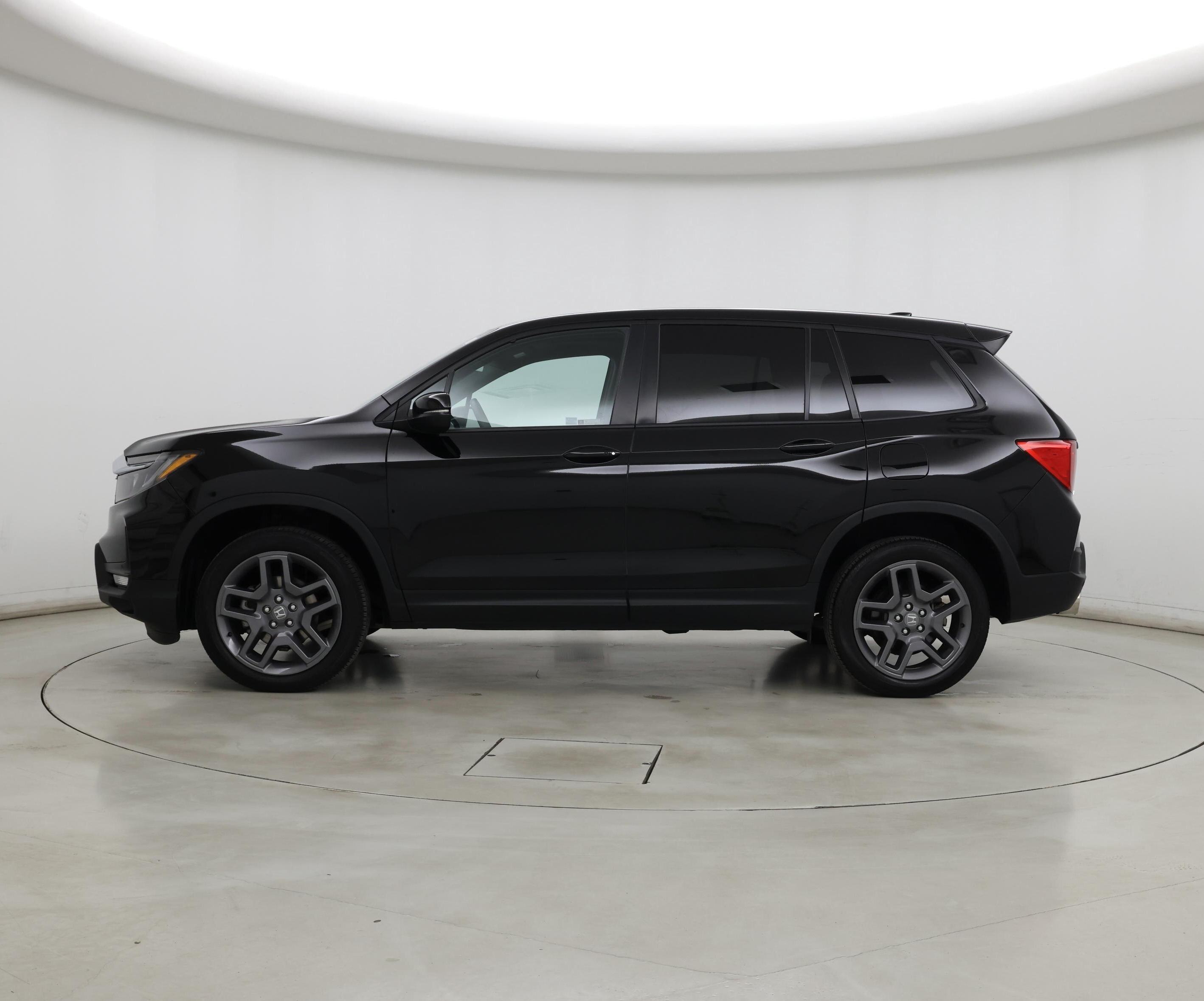 Thumbnail: 2023 Honda Passport - 3