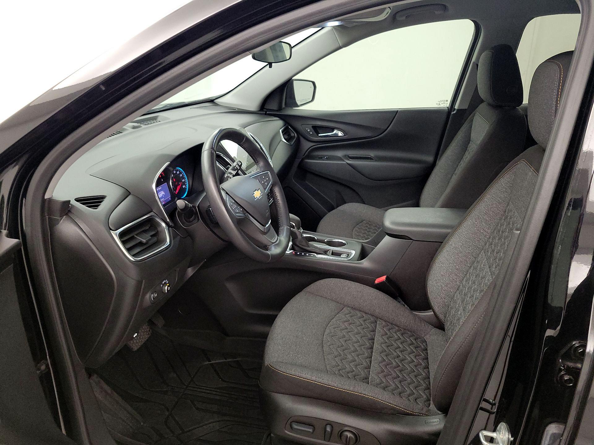 Thumbnail: 2022 Chevrolet Equinox - 11