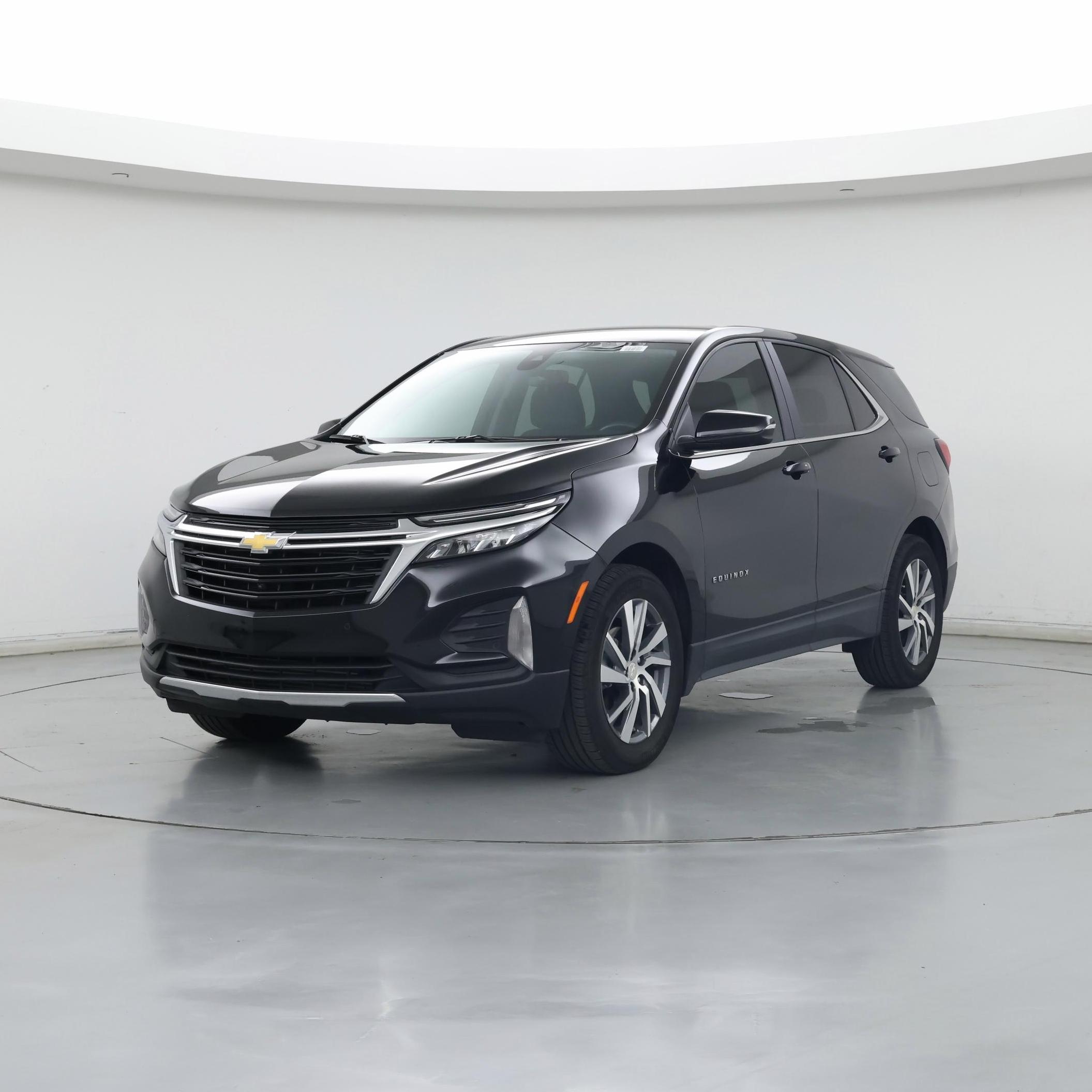 Thumbnail: 2022 Chevrolet Equinox - 4