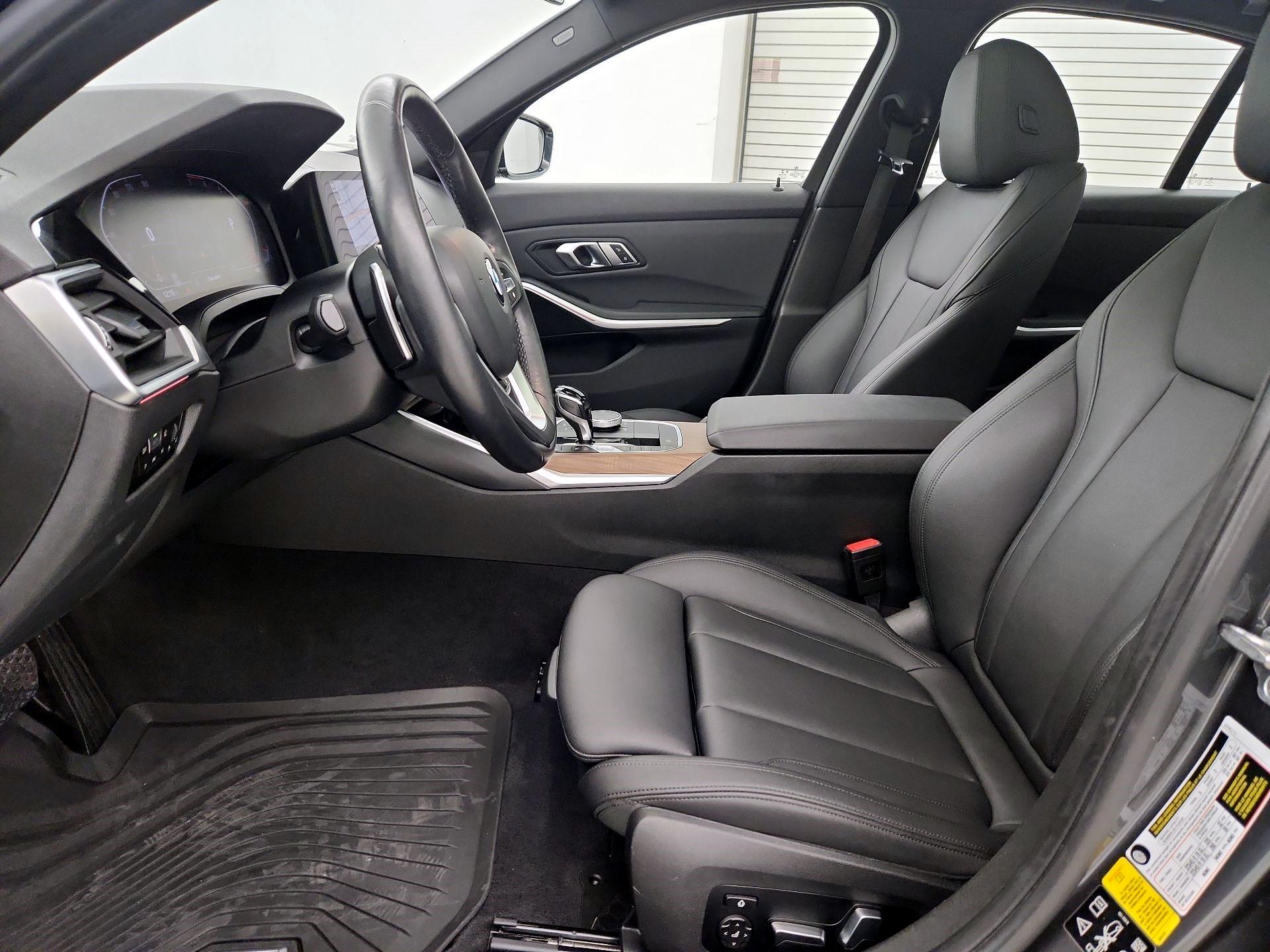 Thumbnail: 2019 BMW 3 Series - 9