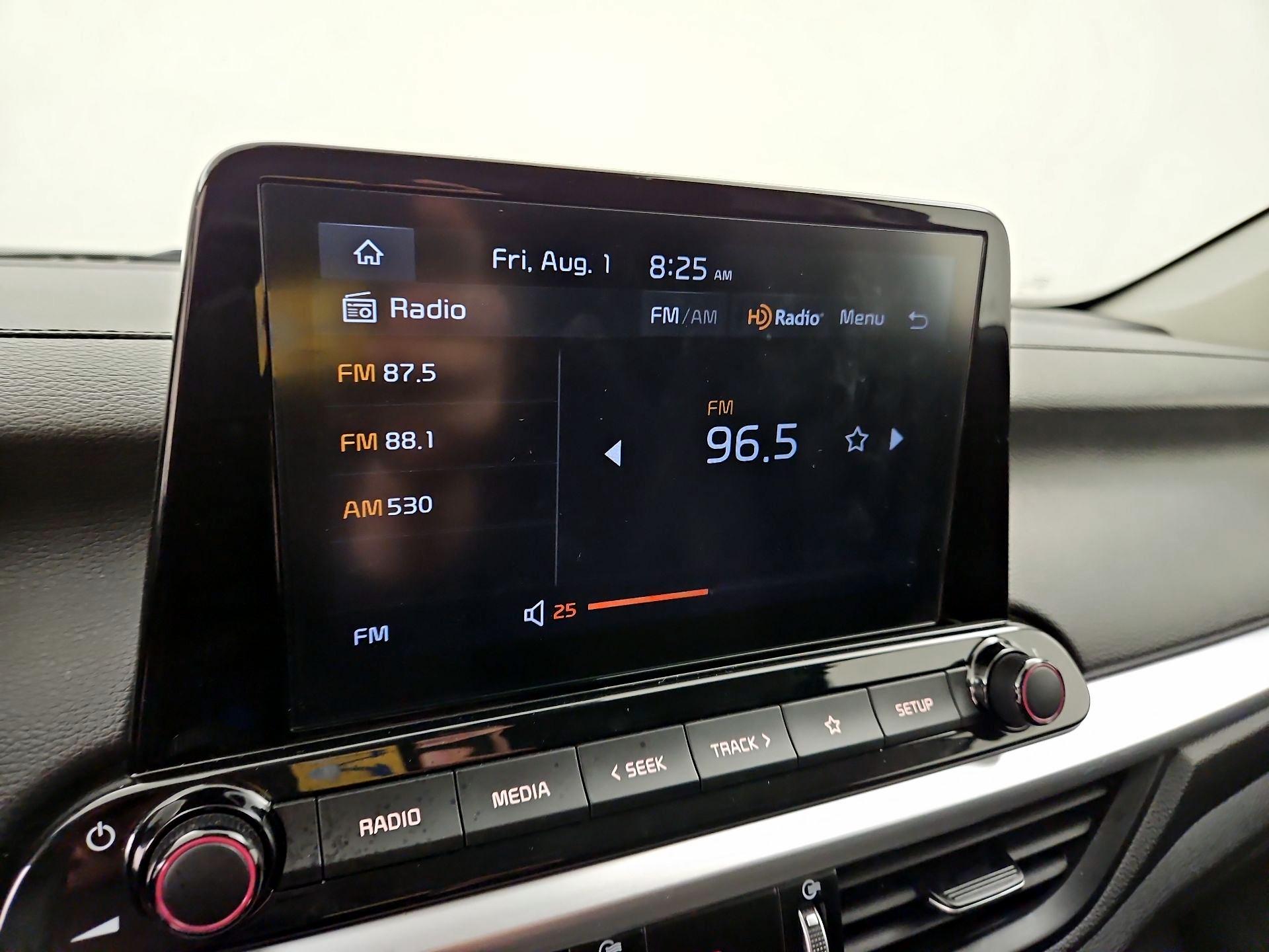 Thumbnail: 2023 Kia Forte - 15