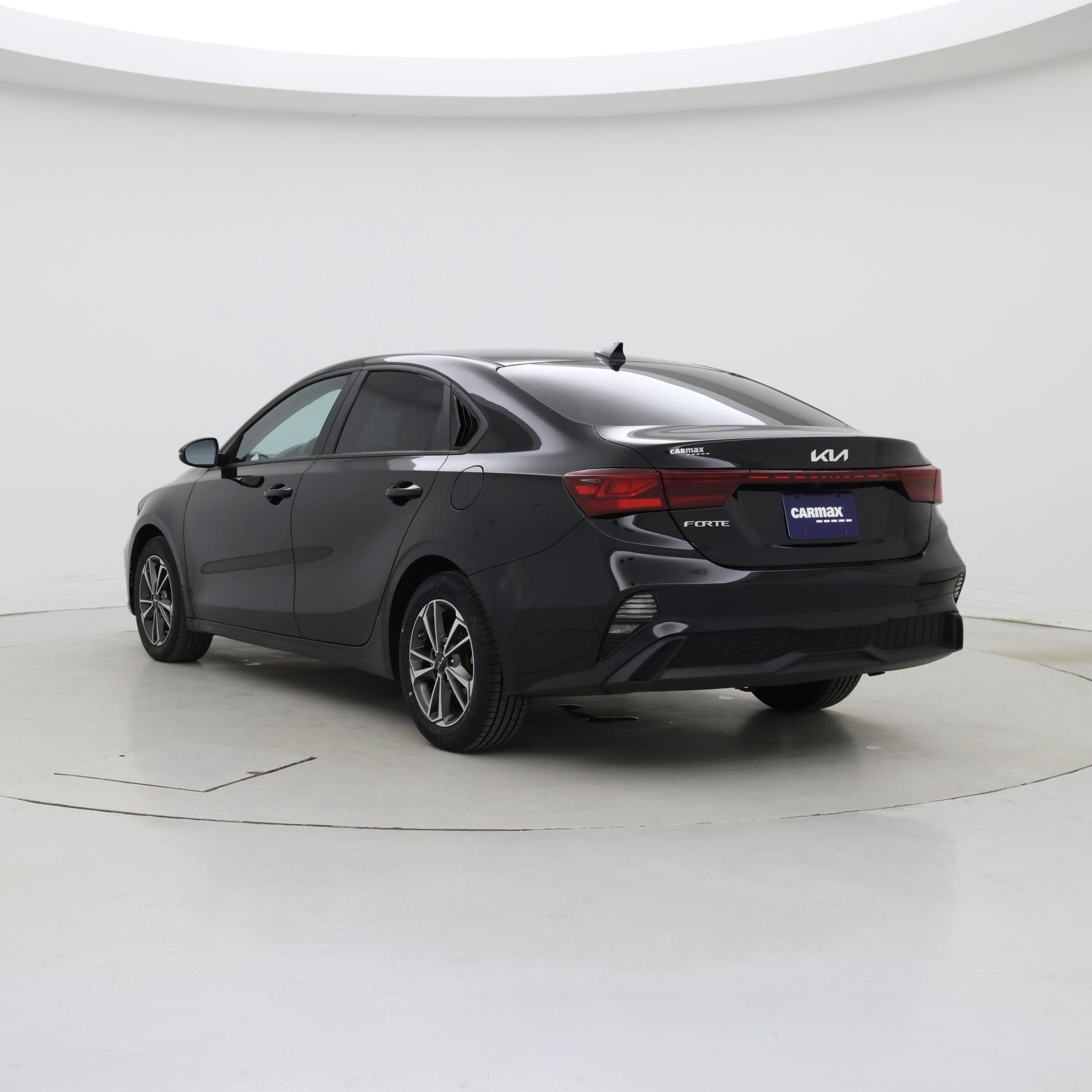 Thumbnail: 2023 Kia Forte - 2
