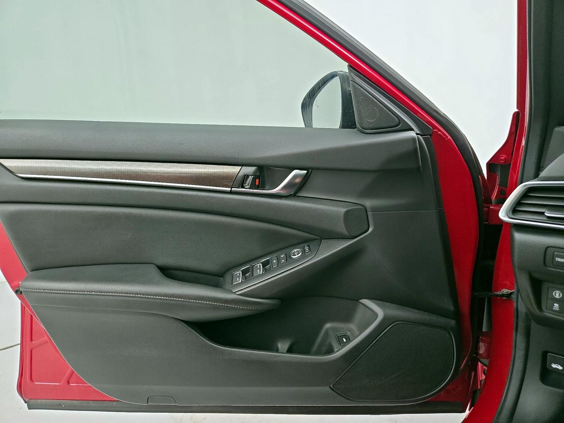 Thumbnail: 2021 Honda Accord - 12