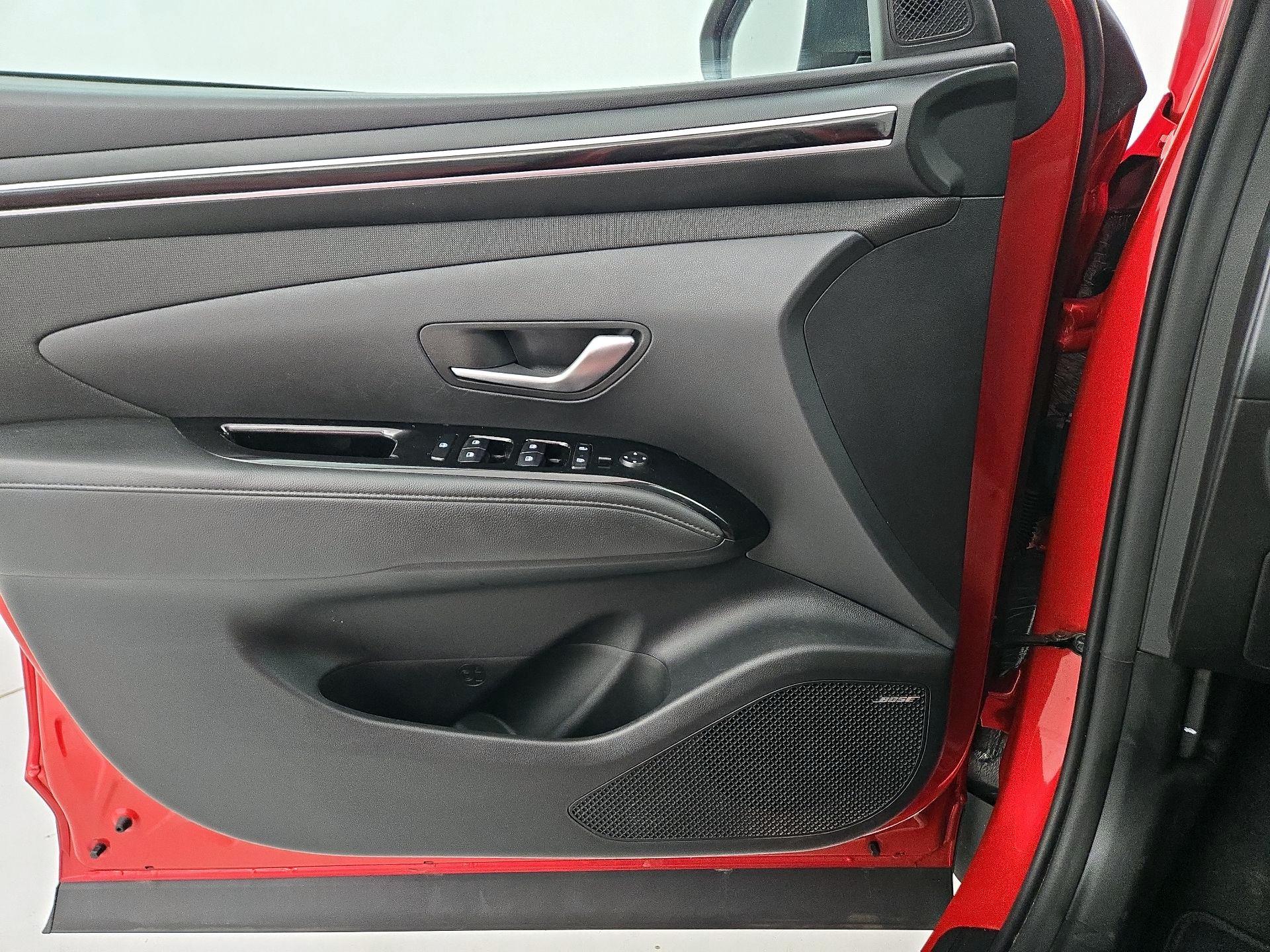 Thumbnail: 2022 Hyundai Tucson - 12