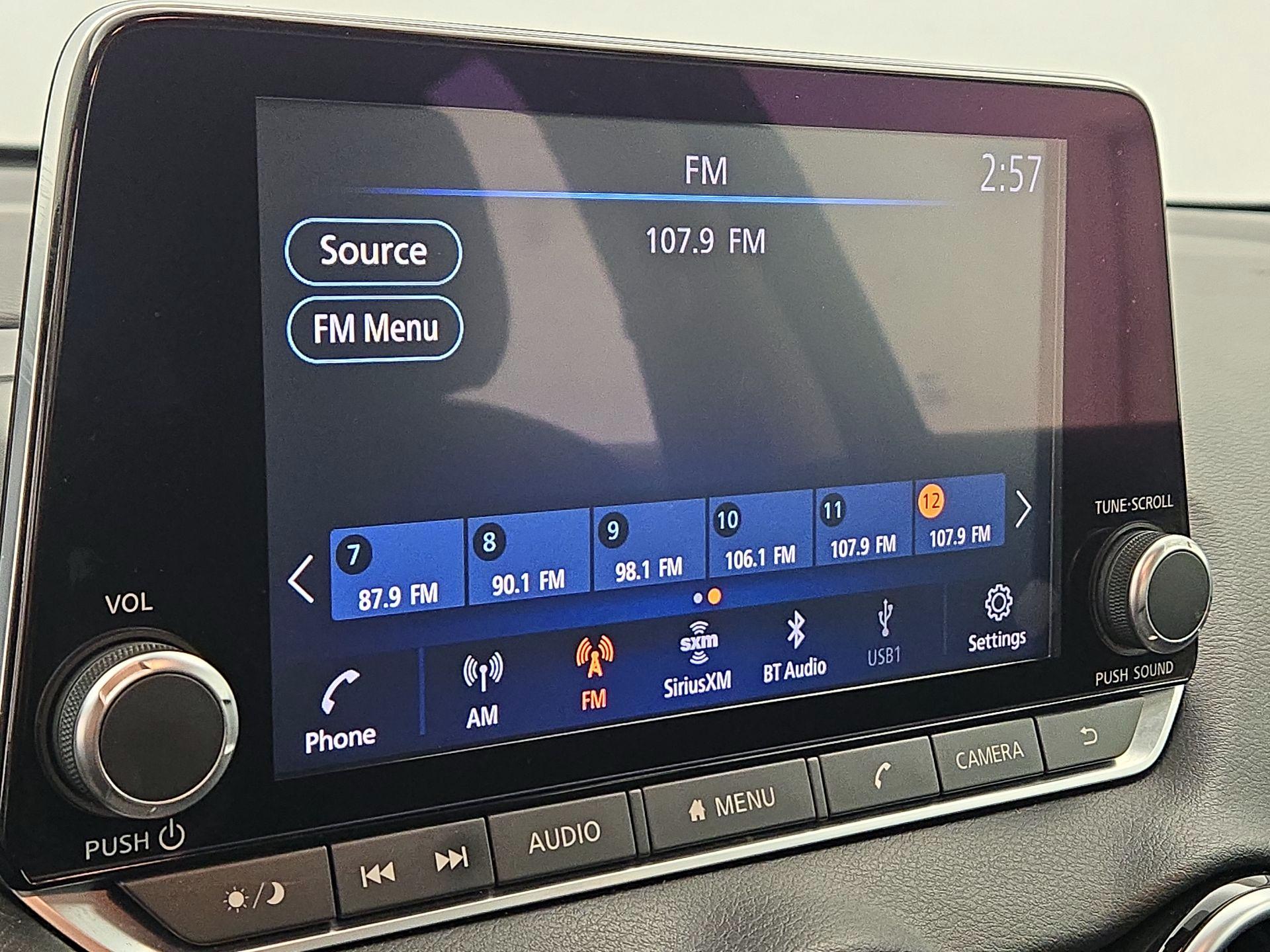 Thumbnail: 2020 Nissan Sentra - 15