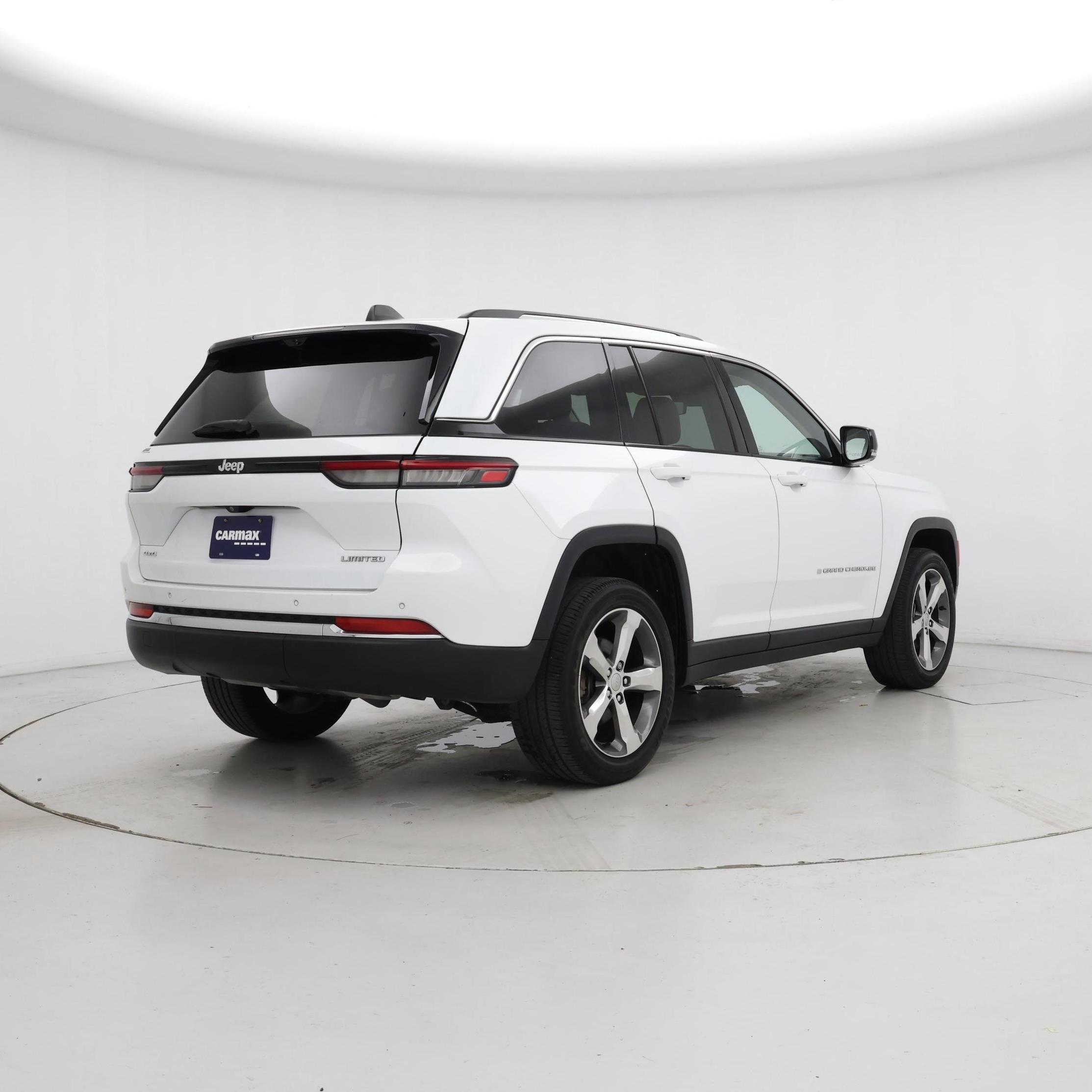 Thumbnail: 2022 Jeep Grand Cherokee - 8