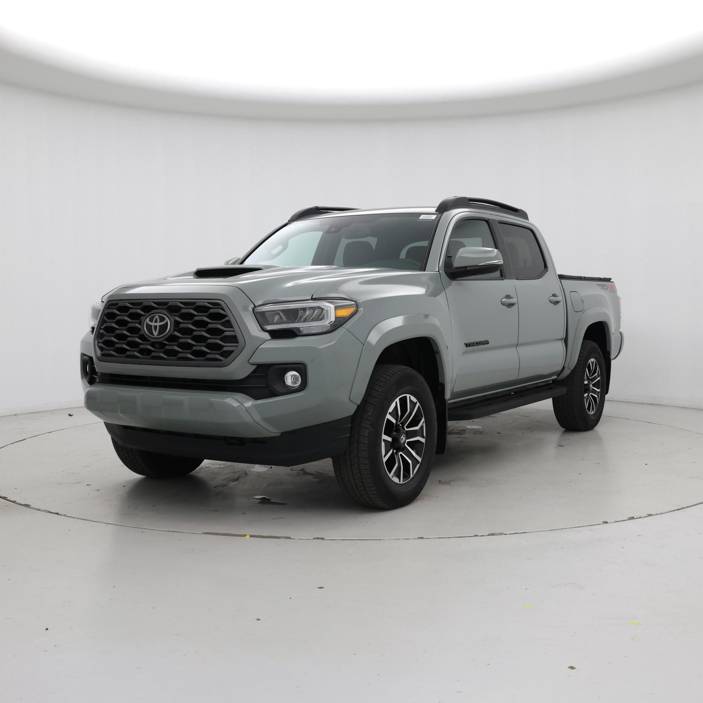 Thumbnail: 2022 Toyota Tacoma - 4